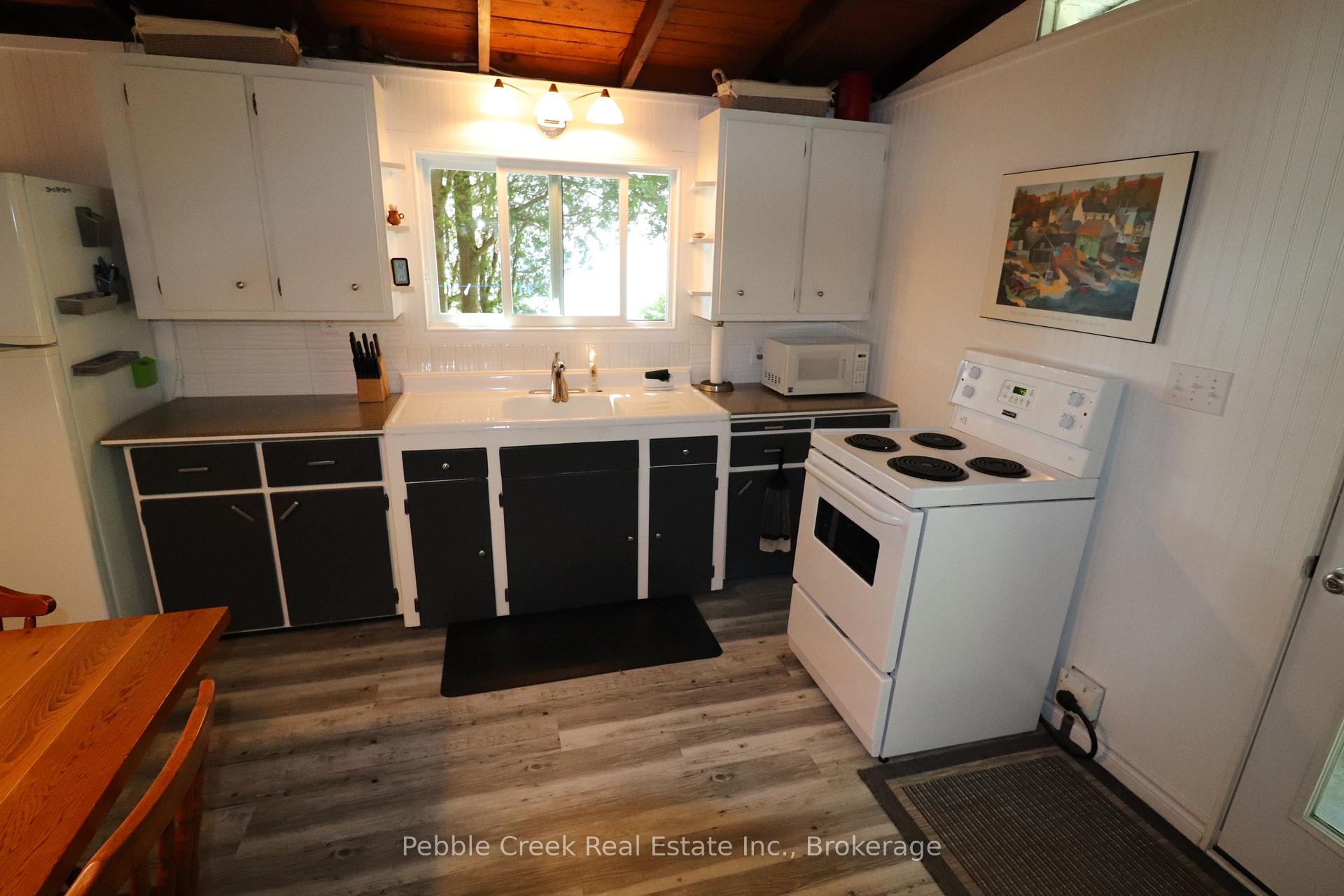 Photo 7 of 83815A Dickson Street, Ashfield-Colborne-Wawanosh, Ashfield — HOMEH