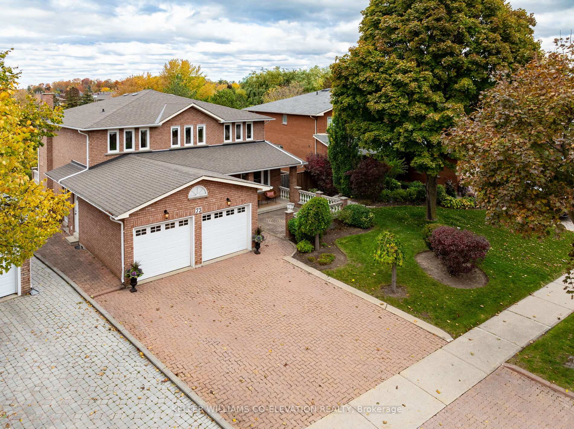 Photo 2 of 73 Queenston Crescent, Vaughan, East Woodbridge — HOMEH