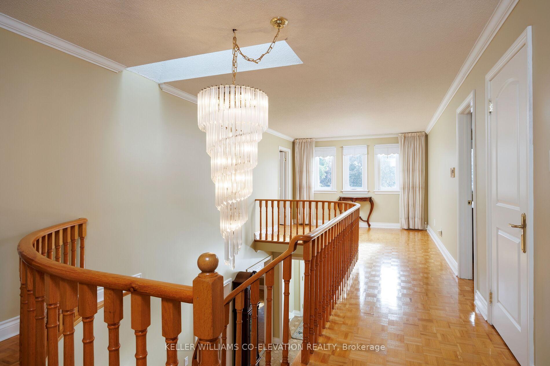 Photo 24 of 73 Queenston Crescent, Vaughan, East Woodbridge — HOMEH