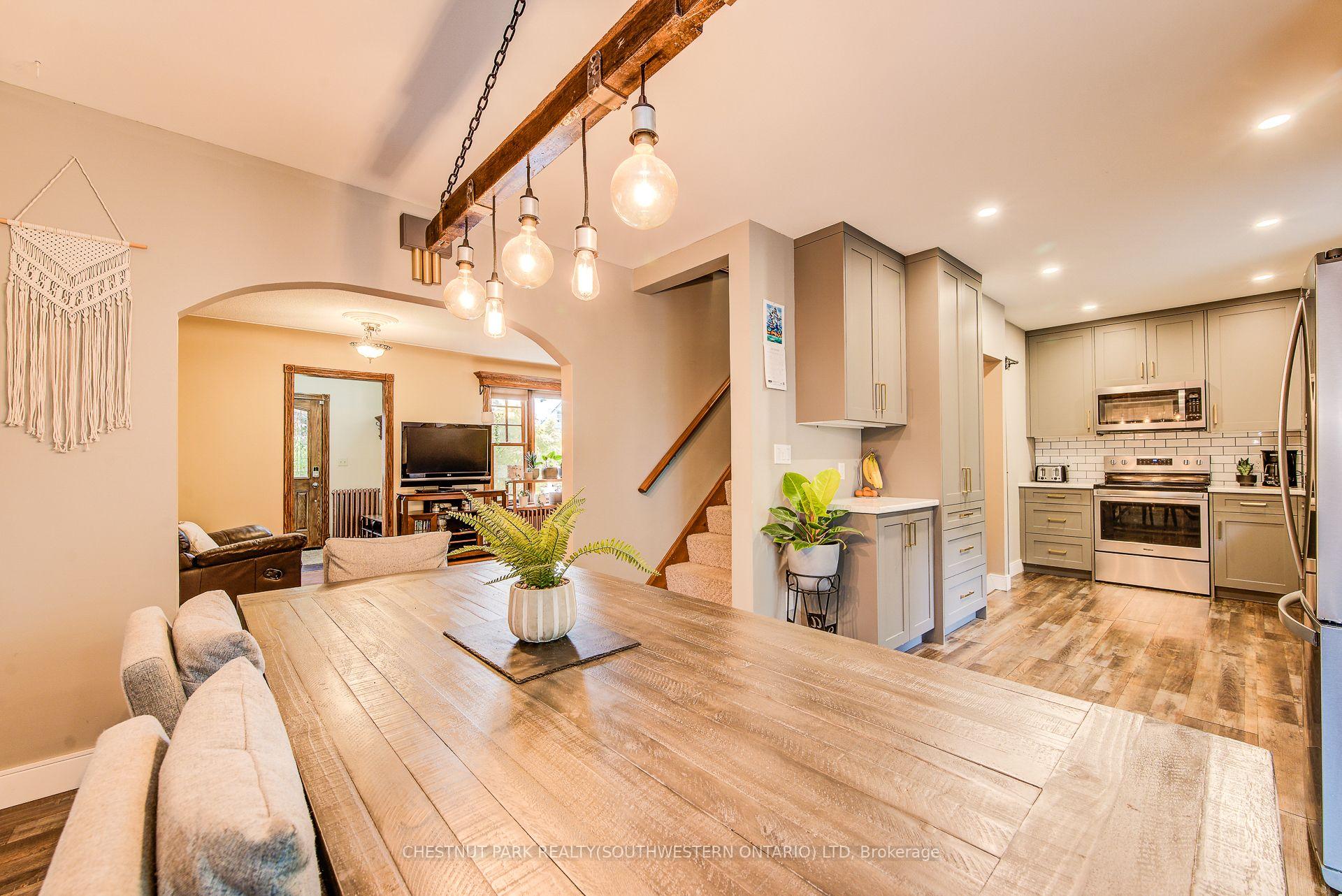 Photo 8 of 1105 Queen's Bush Road, Wellesley — HOMEH