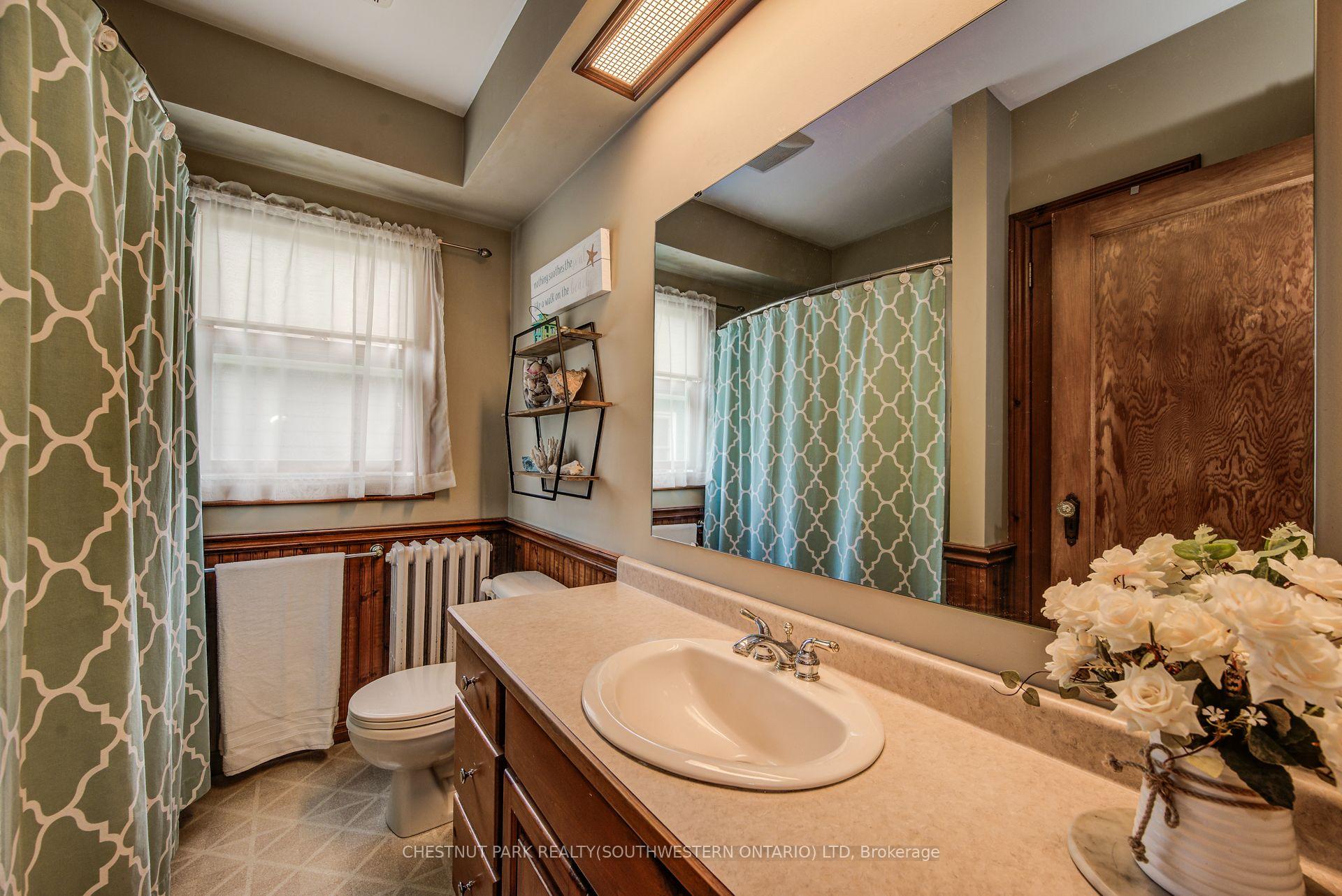 Photo 21 of 1105 Queen's Bush Road, Wellesley — HOMEH