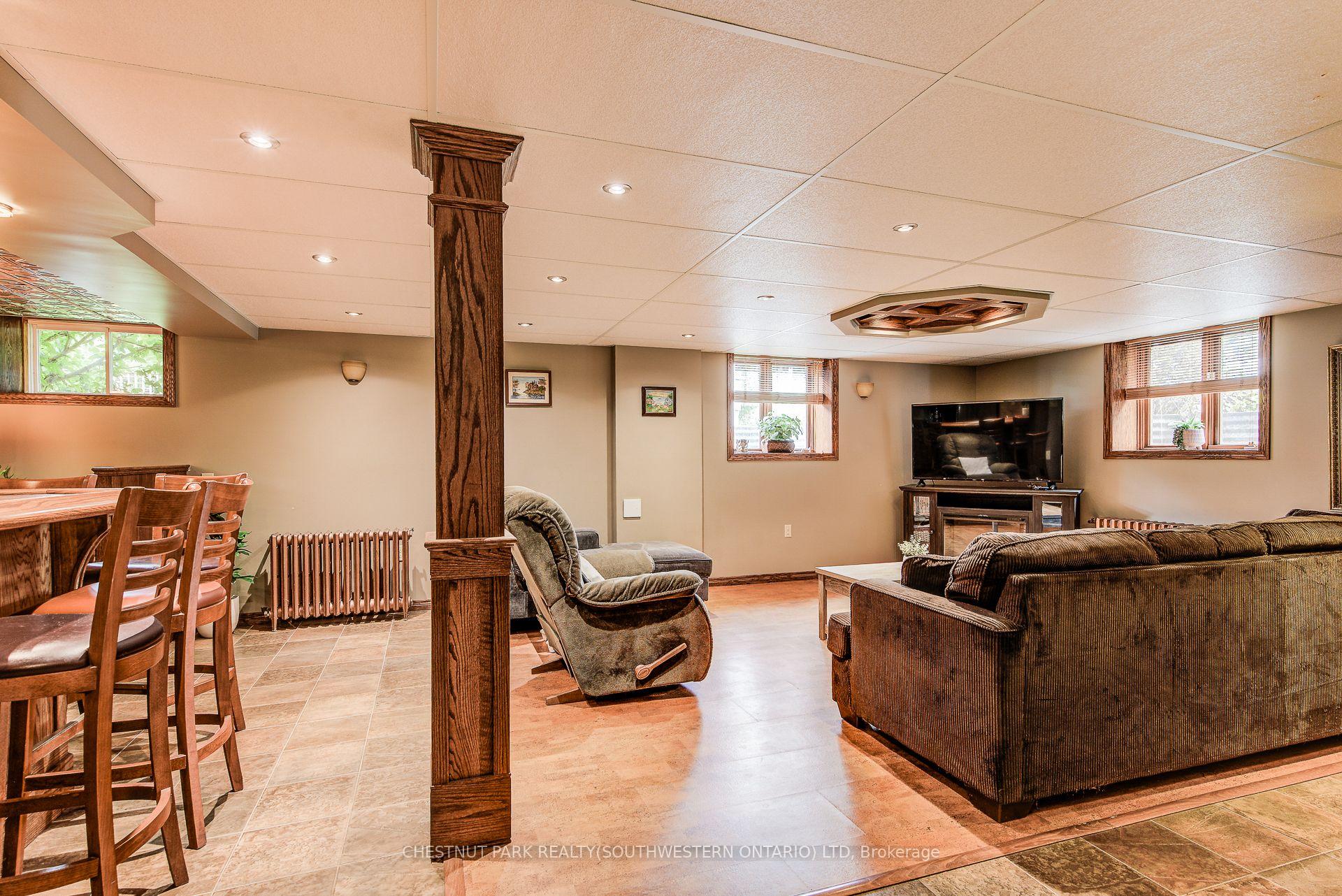 Photo 33 of 1105 Queen's Bush Road, Wellesley — HOMEH