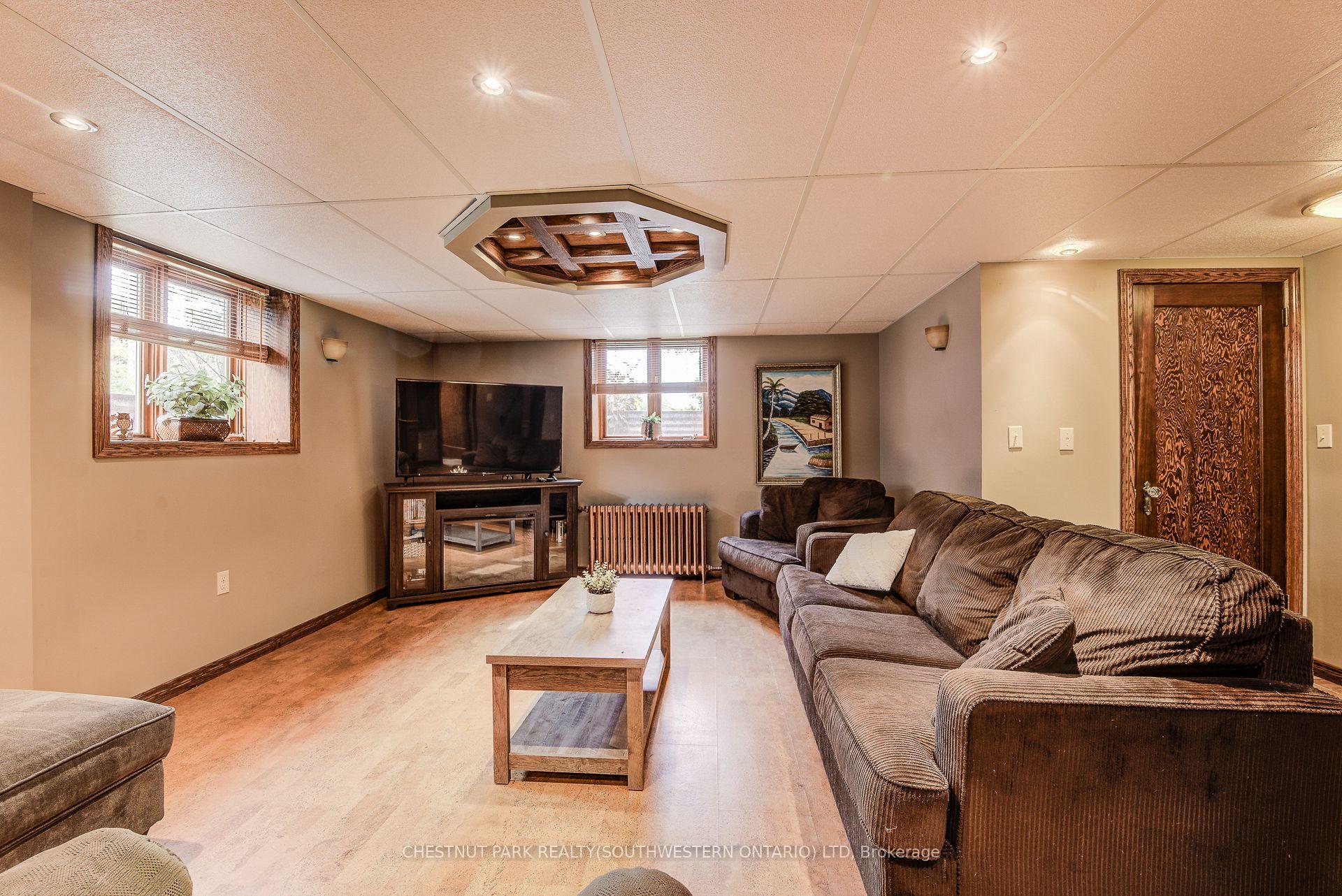 Photo 34 of 1105 Queen's Bush Road, Wellesley — HOMEH