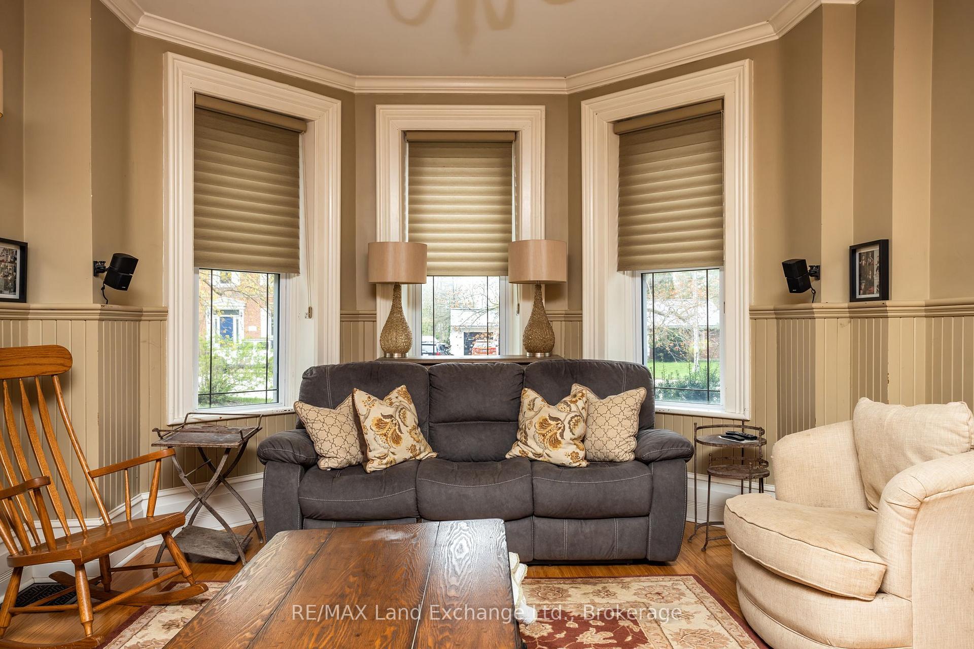 Photo 9 of 175 Queen Street S, Arran-Elderslie — HOMEH