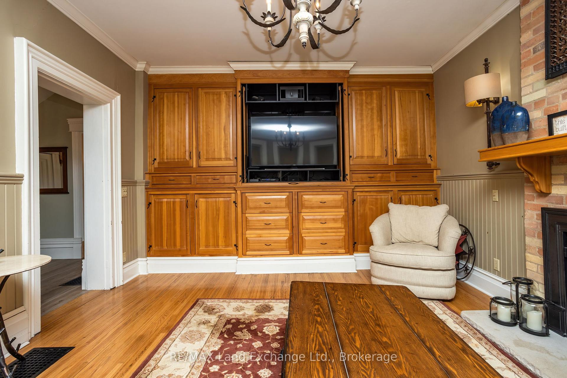 Photo 11 of 175 Queen Street S, Arran-Elderslie — HOMEH