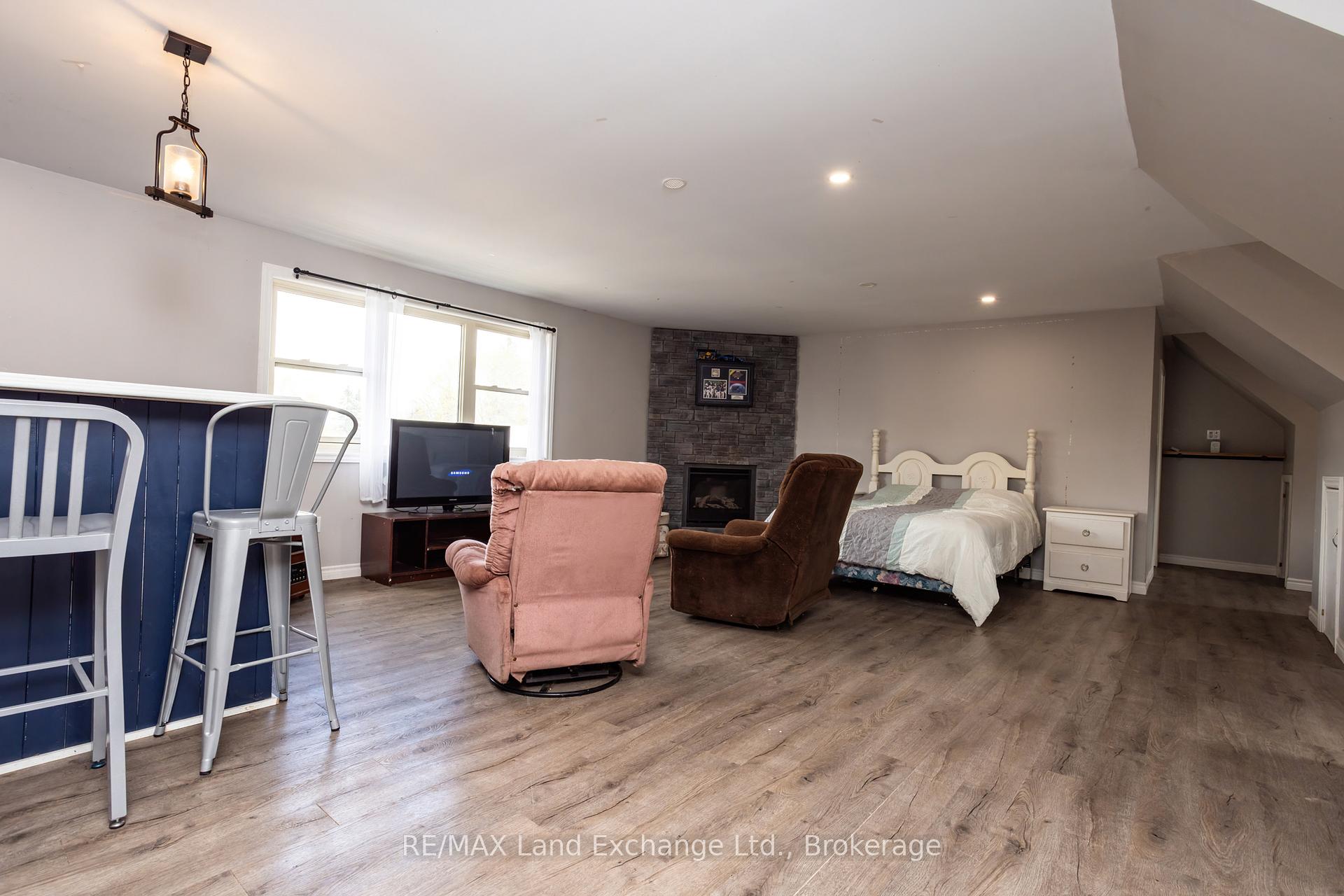 Photo 30 of 175 Queen Street S, Arran-Elderslie — HOMEH