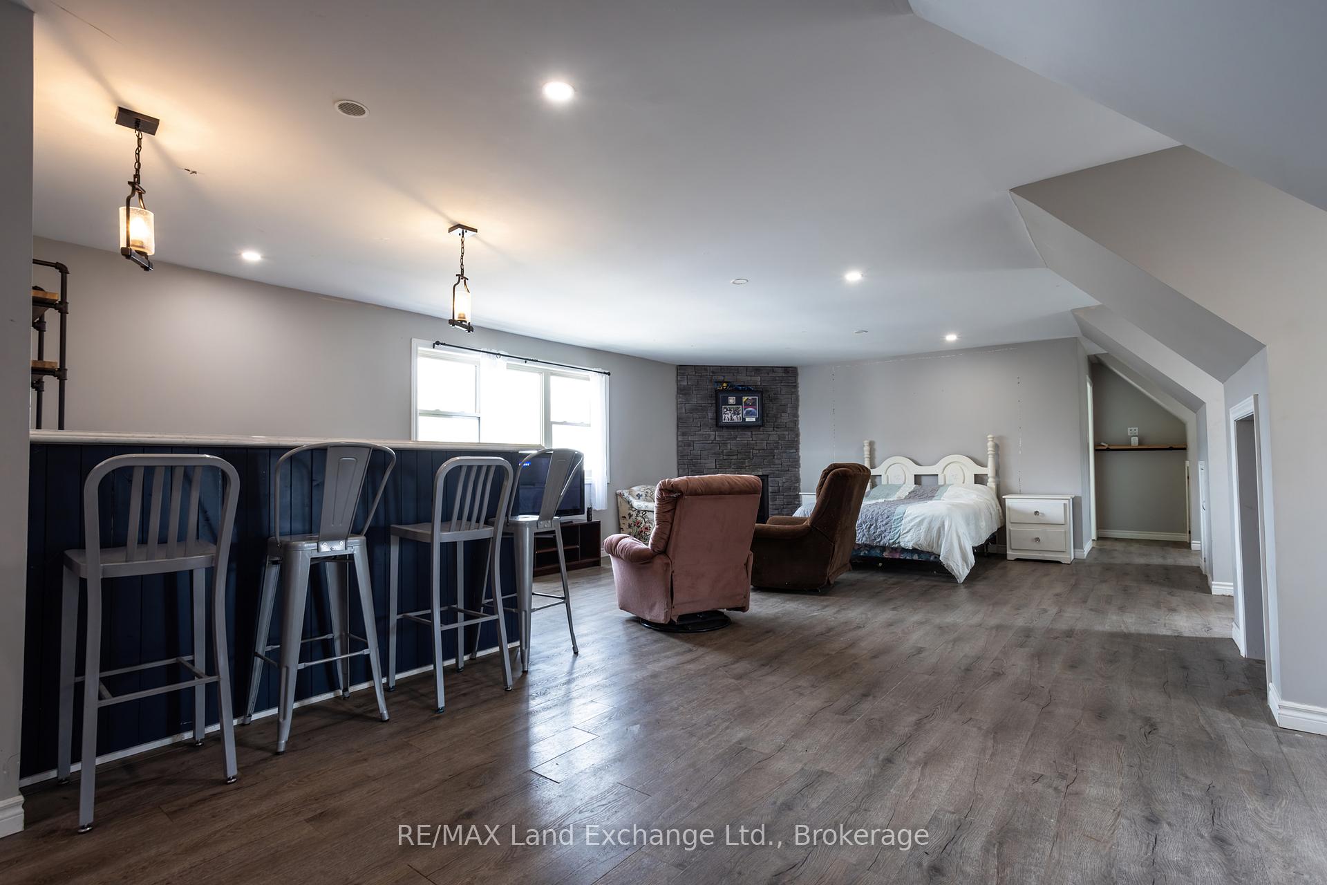 Photo 26 of 175 Queen Street S, Arran-Elderslie — HOMEH
