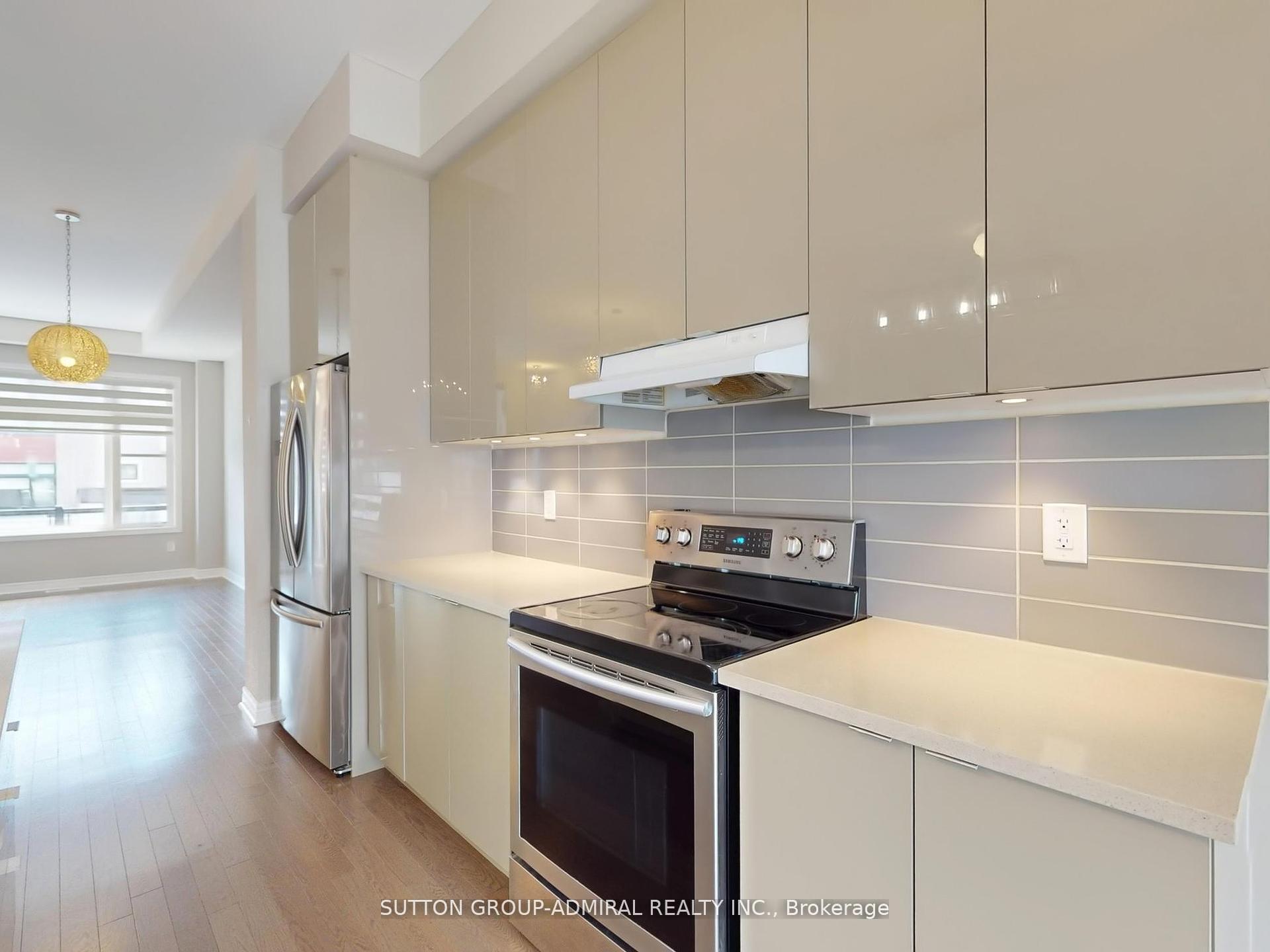 Photo 20 of 70 Laskin Drive, Vaughan, Patterson — HOMEH