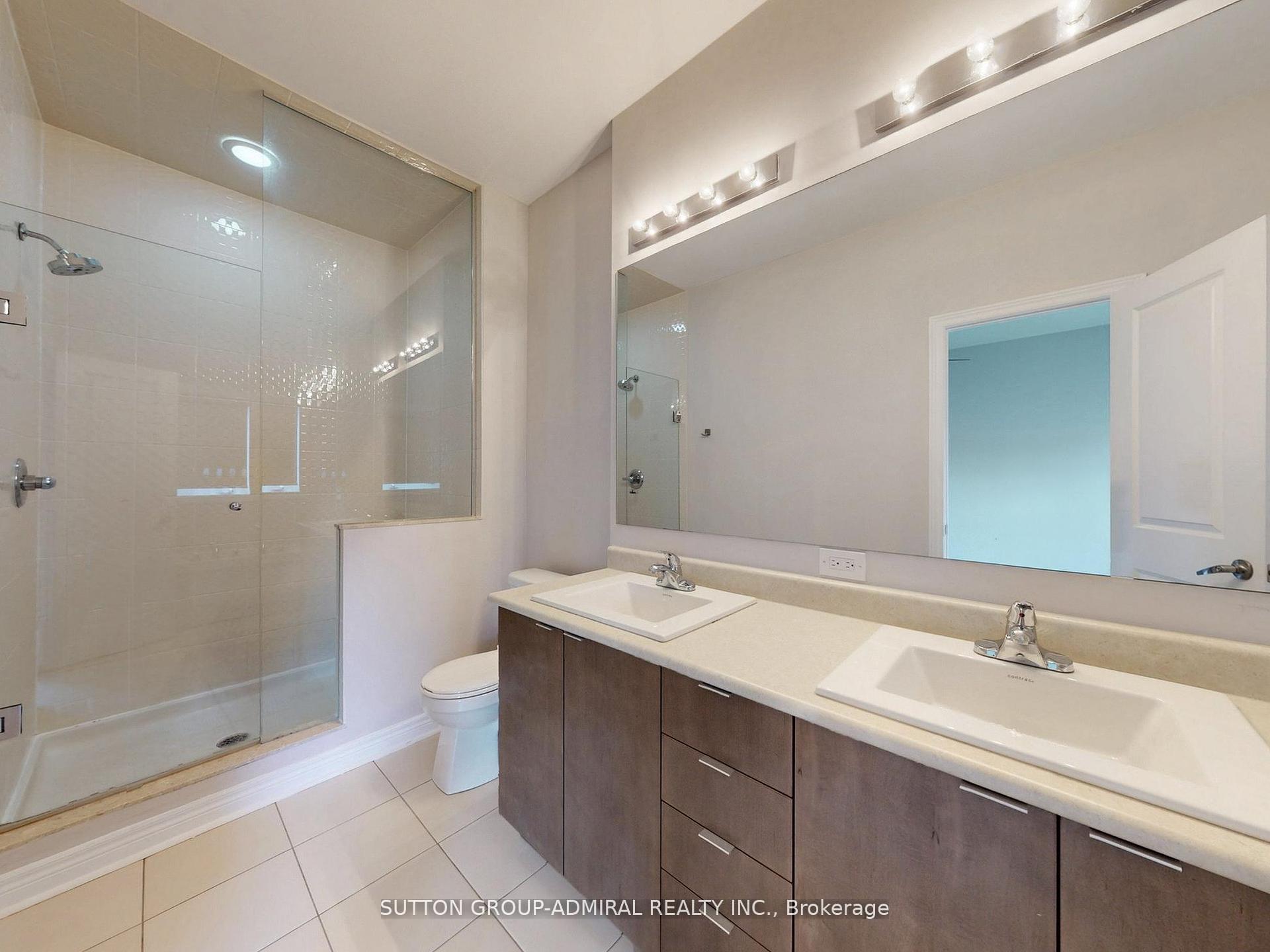 Photo 24 of 70 Laskin Drive, Vaughan, Patterson — HOMEH