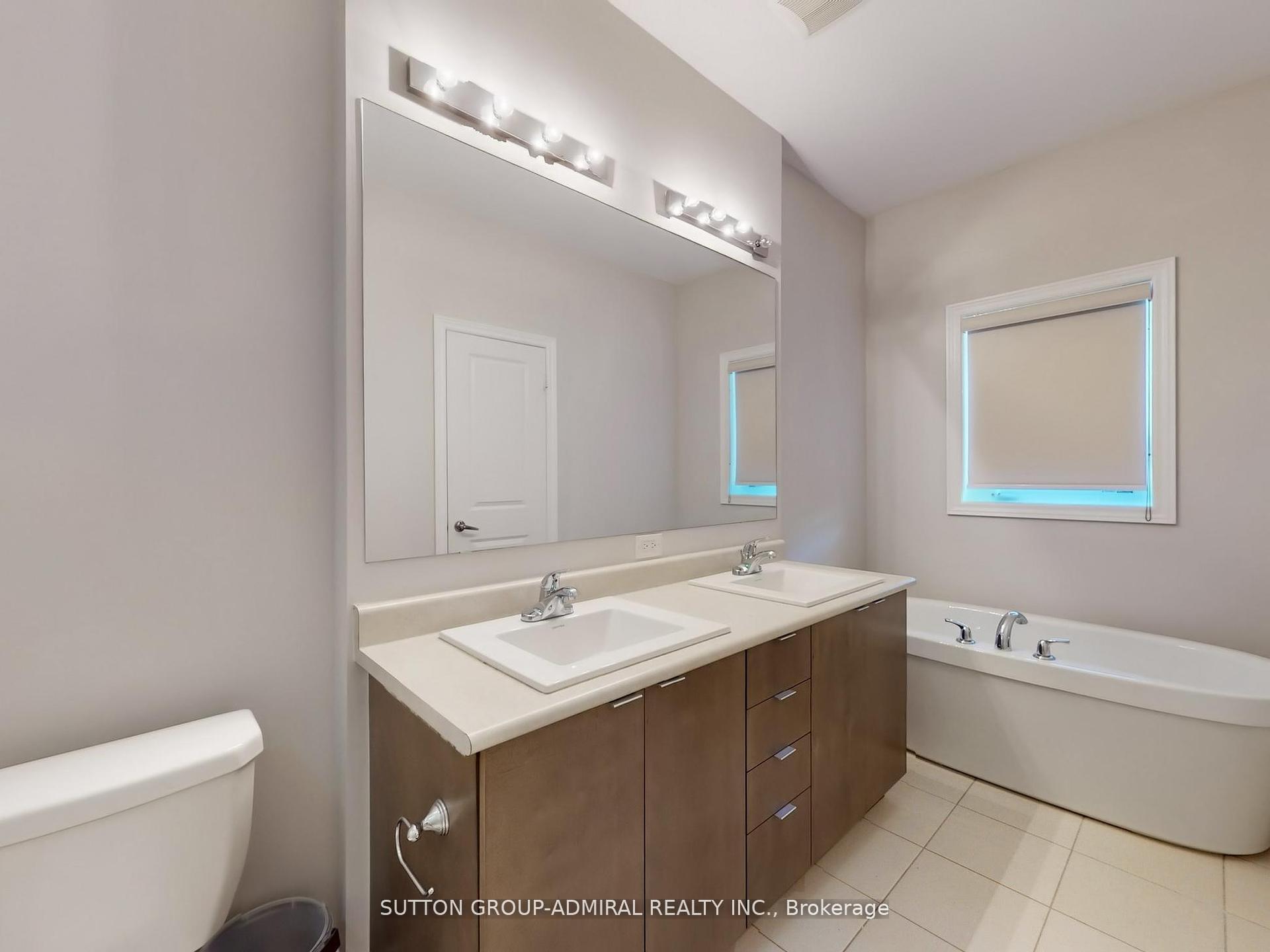 Photo 25 of 70 Laskin Drive, Vaughan, Patterson — HOMEH