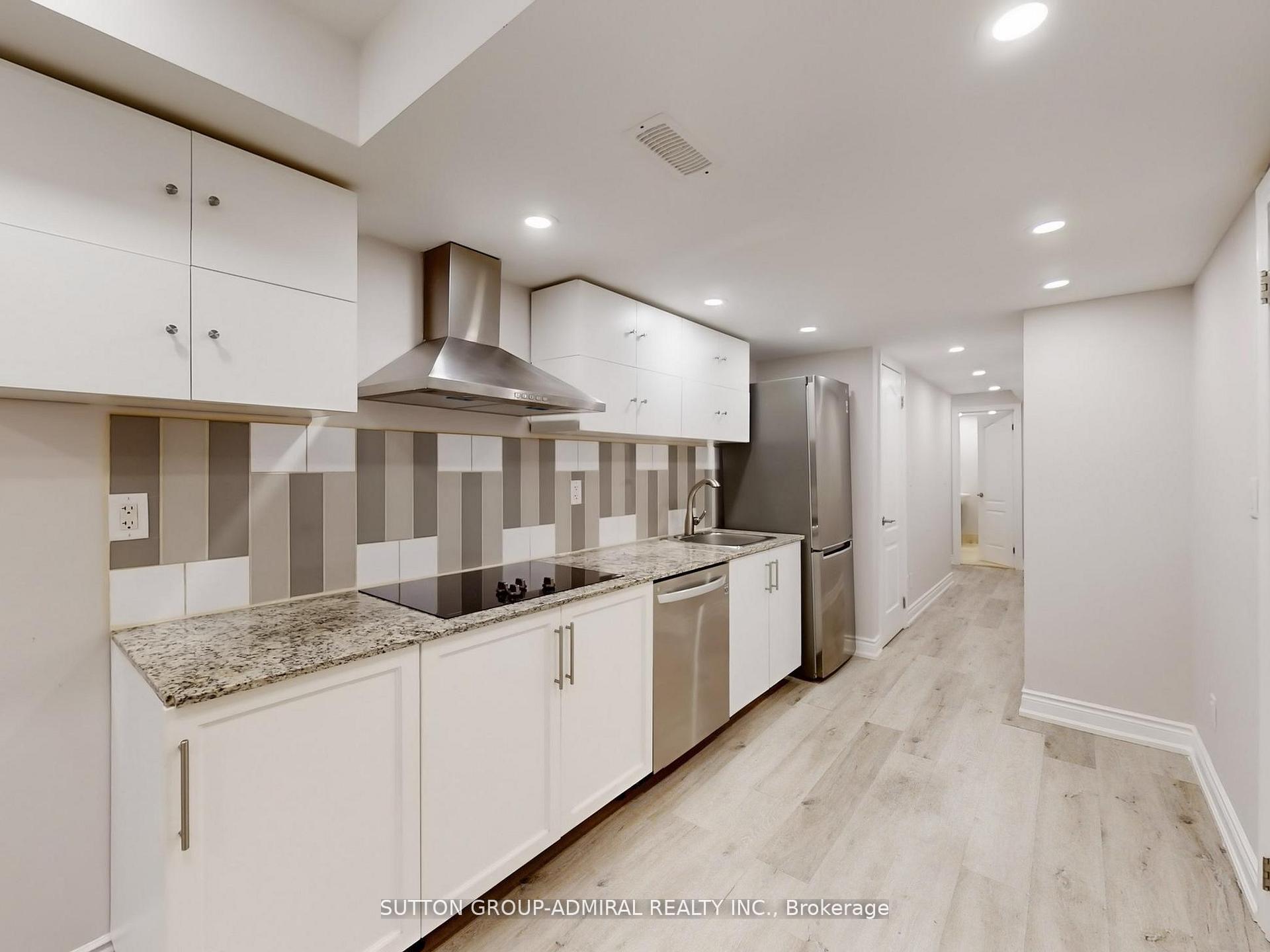 Photo 32 of 70 Laskin Drive, Vaughan, Patterson — HOMEH