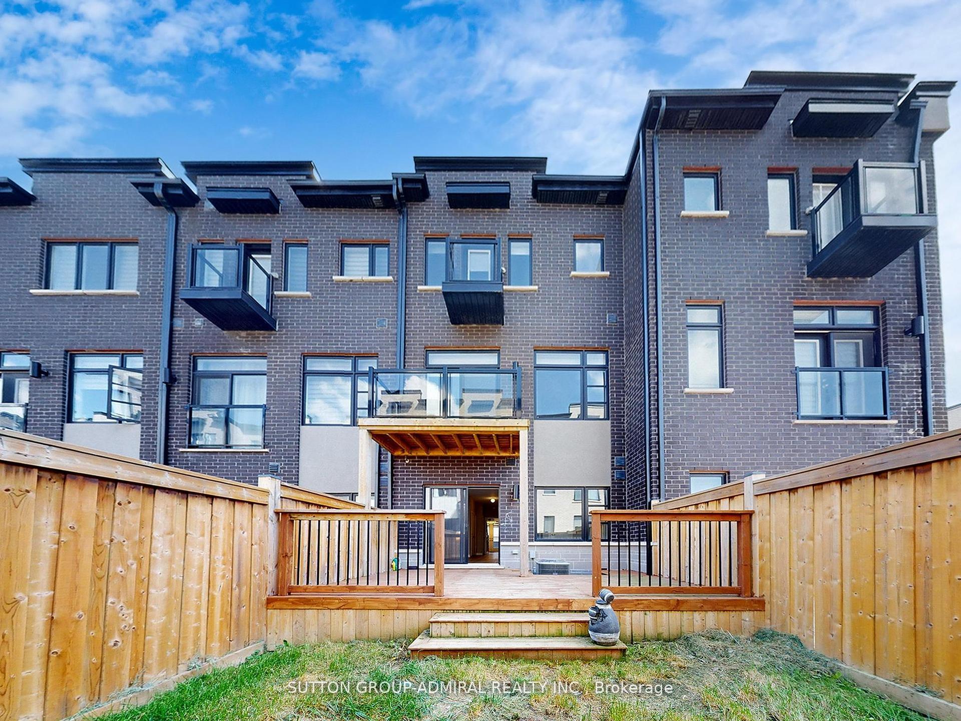 Photo 39 of 70 Laskin Drive, Vaughan, Patterson — HOMEH