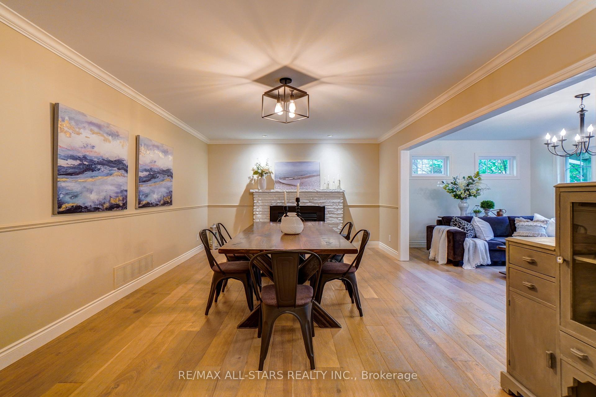Photo 13 of 6 Wilson Street, Uxbridge — HOMEH