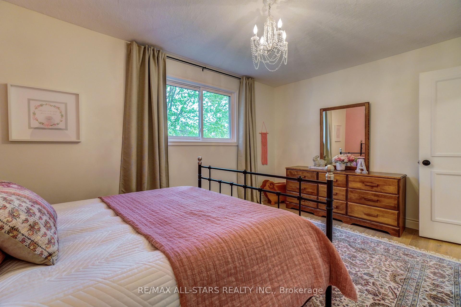 Photo 27 of 6 Wilson Street, Uxbridge — HOMEH