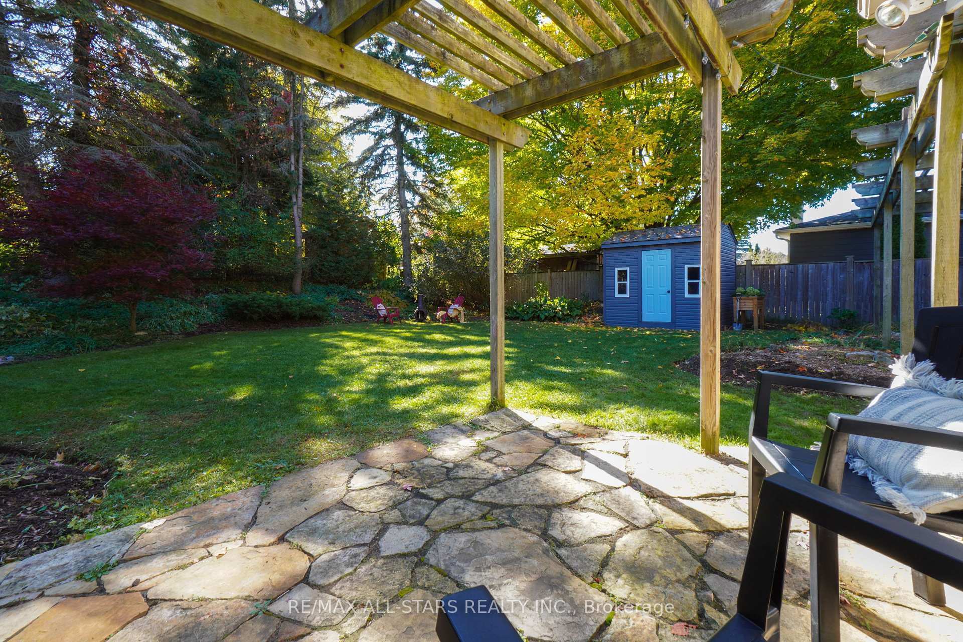 Photo 40 of 6 Wilson Street, Uxbridge — HOMEH