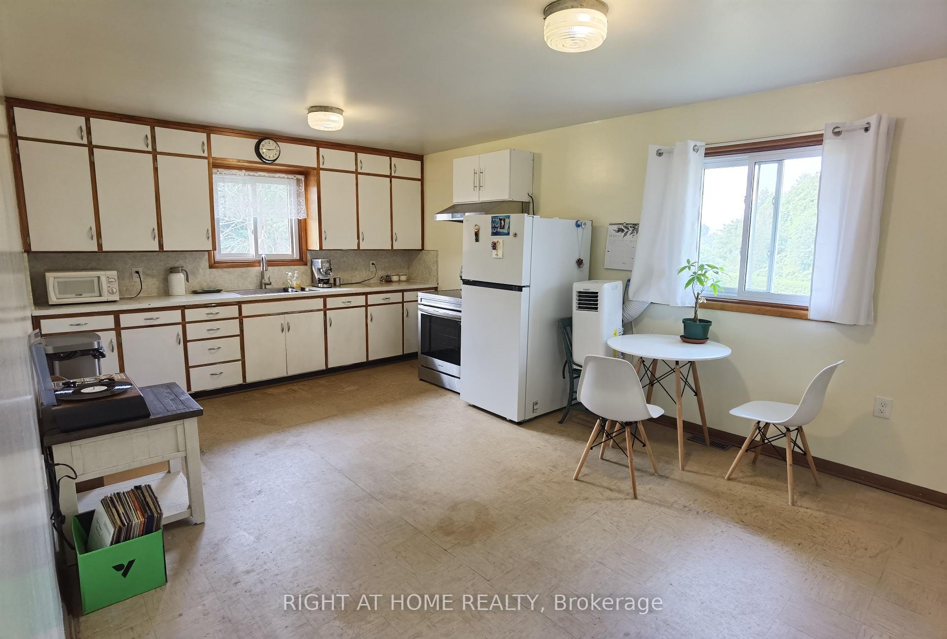 Photo 5 of 3630 Hillbrook Road, Augusta, Augusta Twp — HOMEH