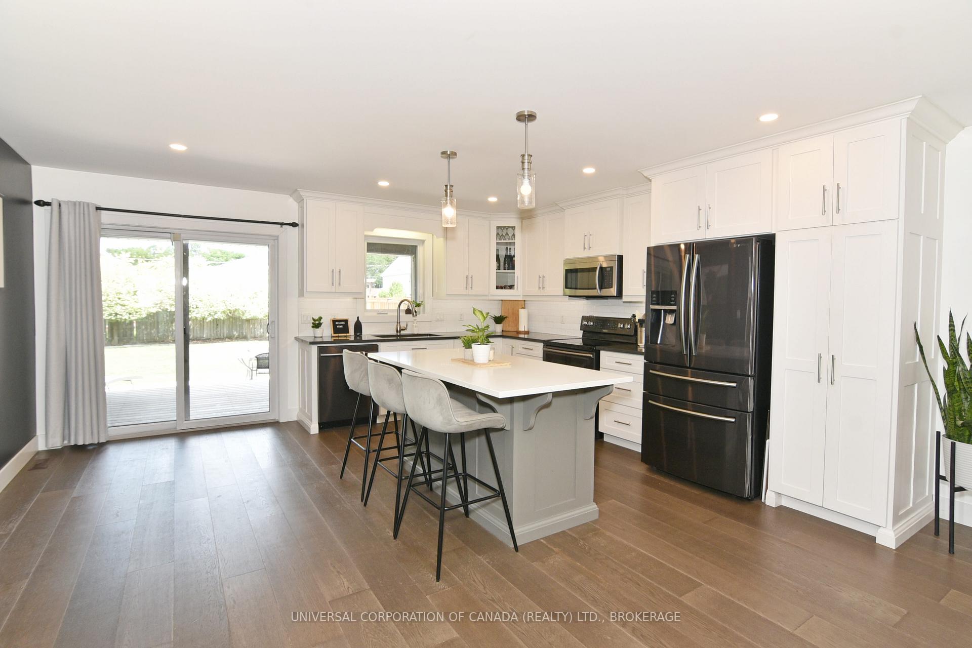 Photo 13 of 269 Sydenham Street E, Aylmer — HOMEH