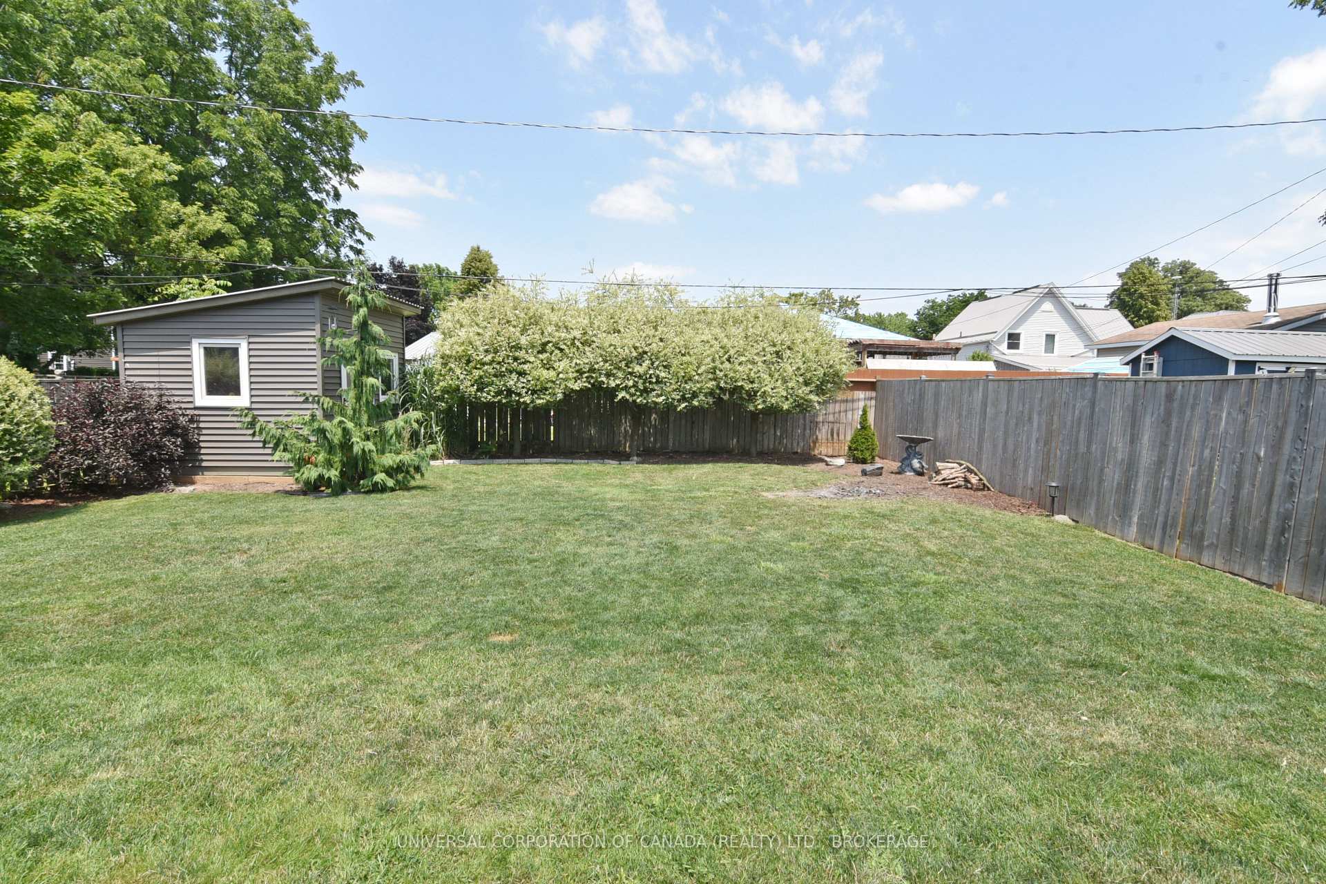 Photo 37 of 269 Sydenham Street E, Aylmer — HOMEH