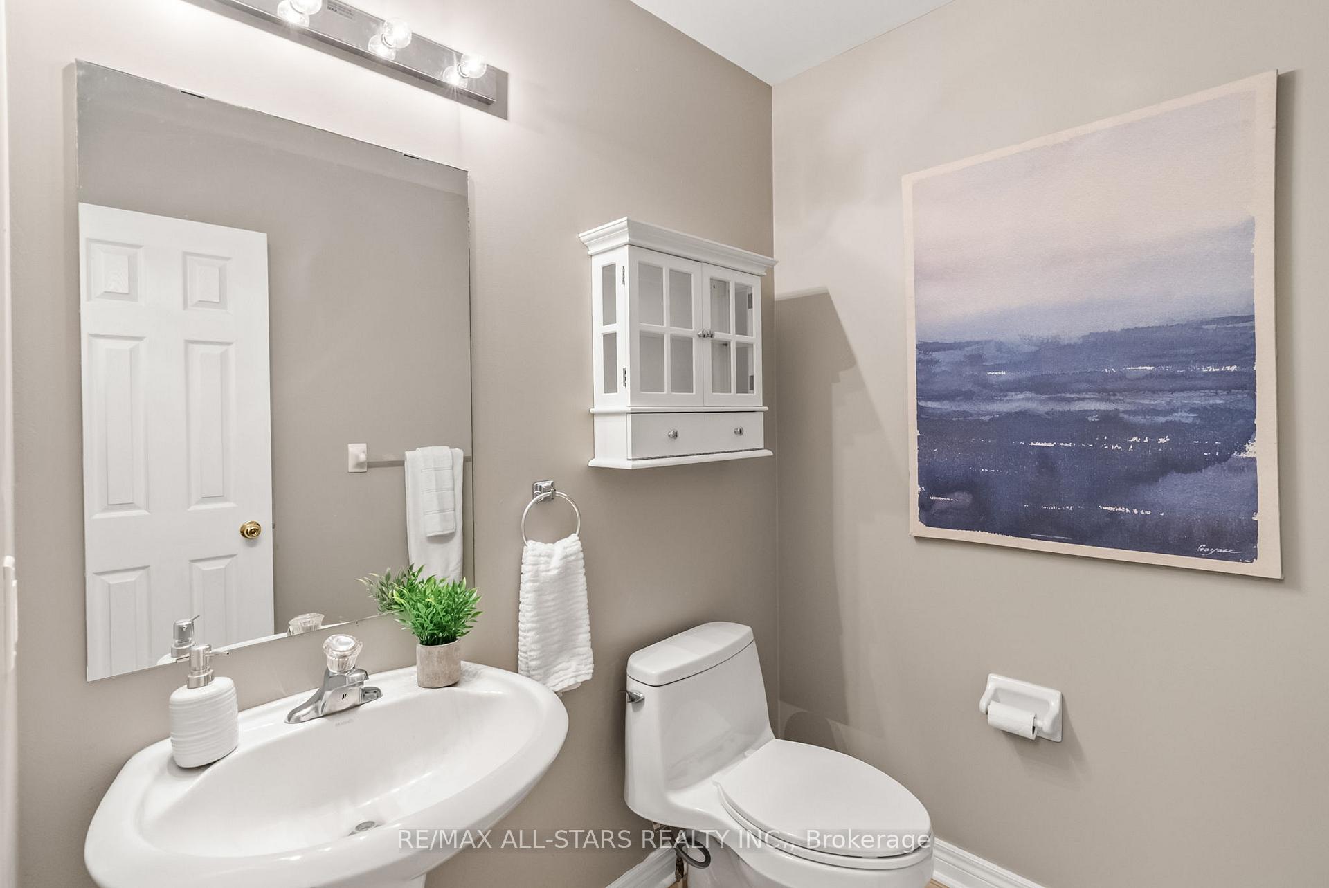 Photo 13 of 69 Oakside Drive, Uxbridge — HOMEH