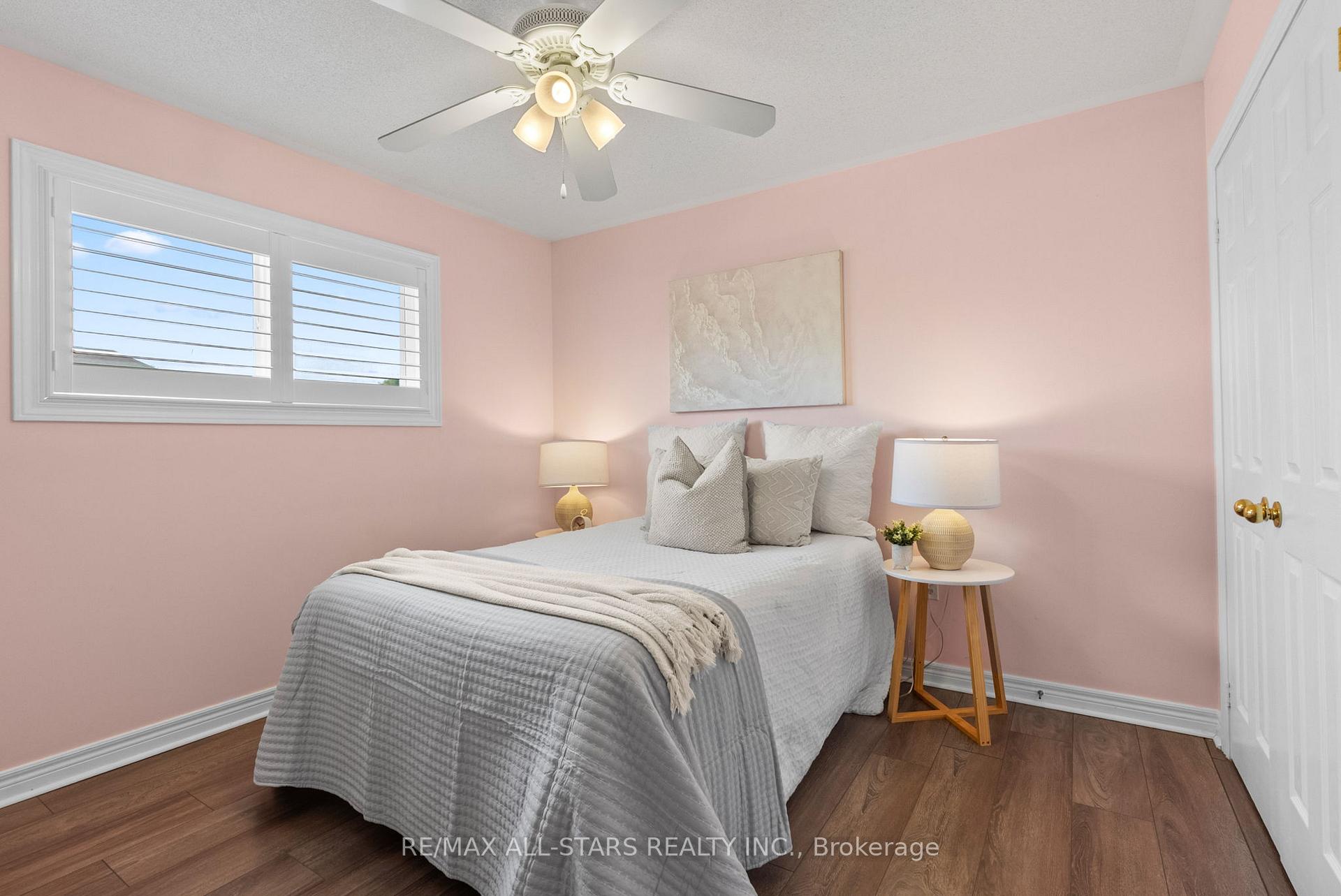 Photo 20 of 69 Oakside Drive, Uxbridge — HOMEH