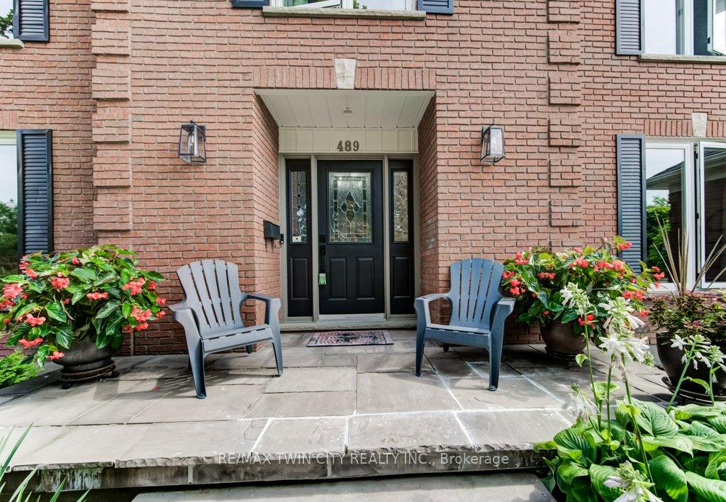 Photo 5 of 489 Branstone Drive, Waterloo — HOMEH
