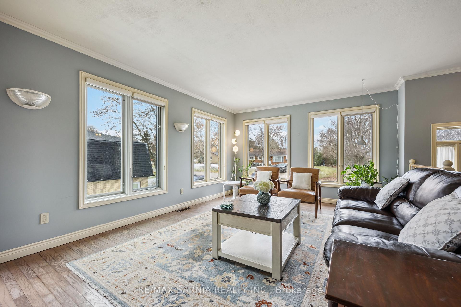 Photo 4 of 47 Sunset Avenue, Warwick, Watford — HOMEH