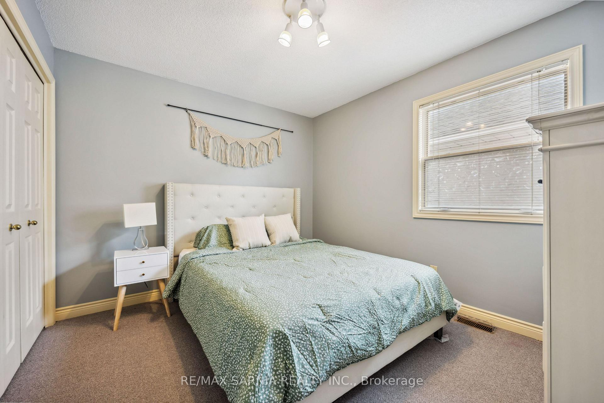 Photo 18 of 47 Sunset Avenue, Warwick, Watford — HOMEH