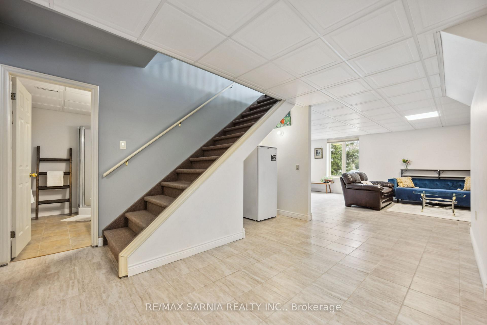 Photo 20 of 47 Sunset Avenue, Warwick, Watford — HOMEH