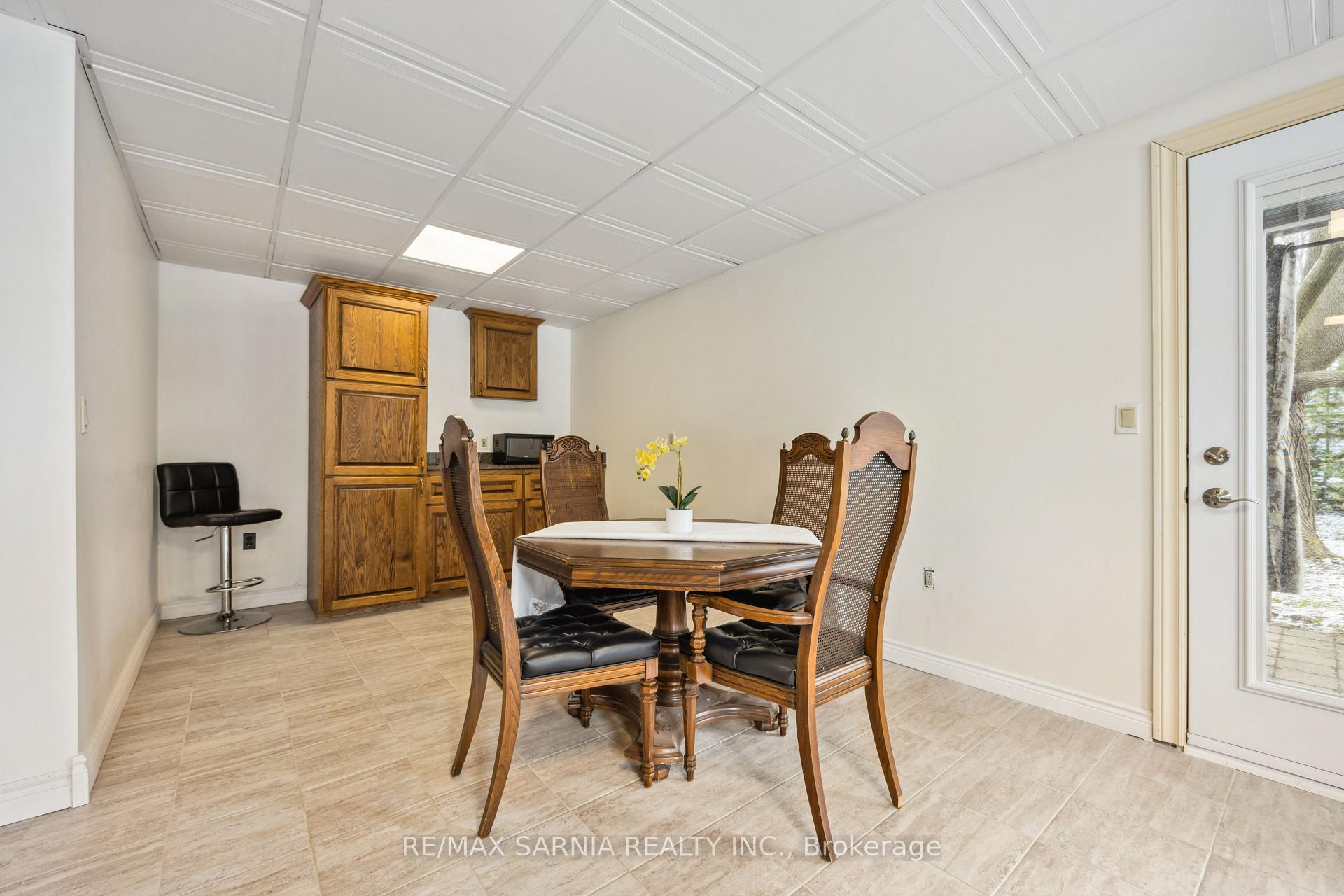 Photo 25 of 47 Sunset Avenue, Warwick, Watford — HOMEH