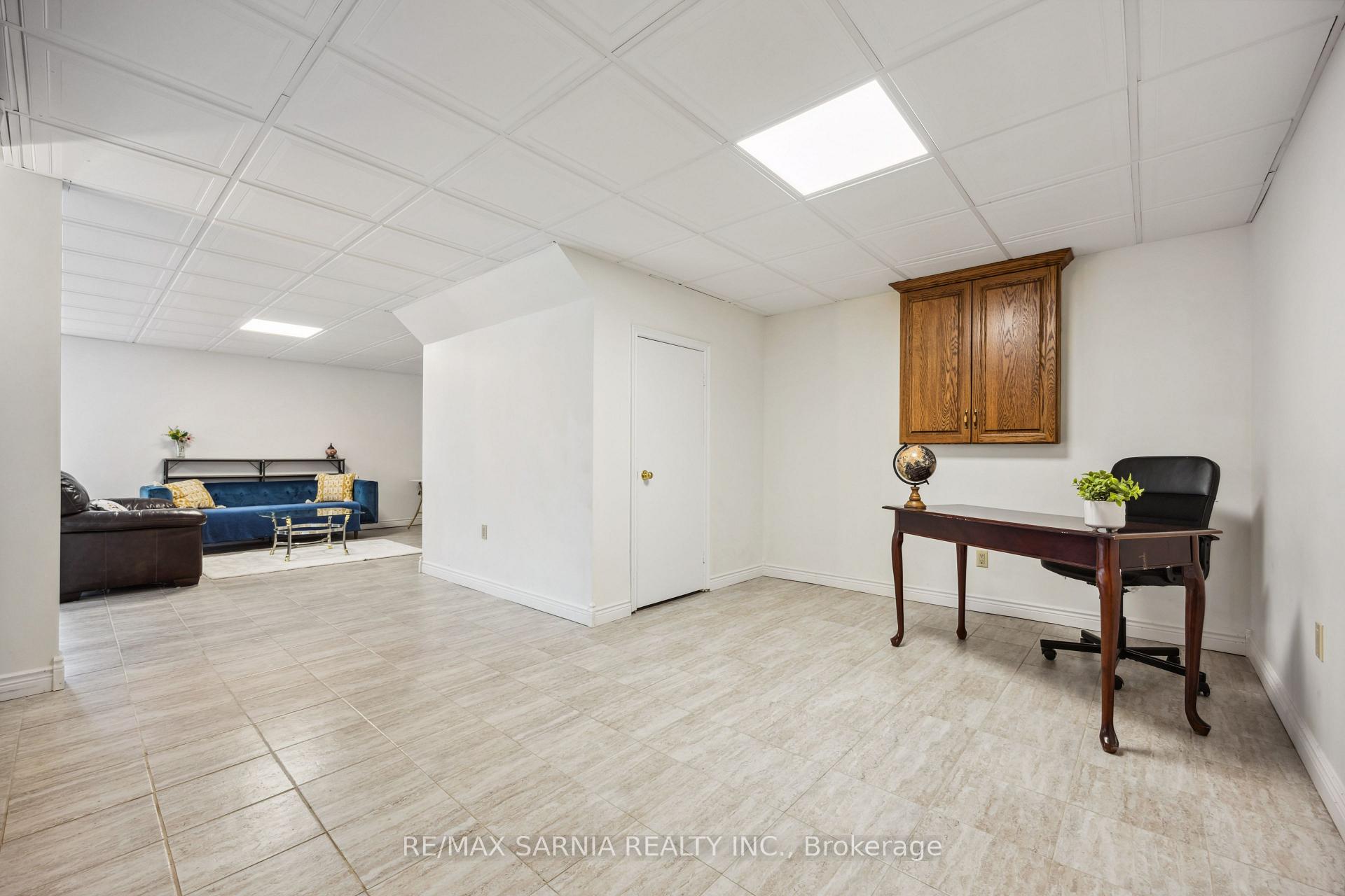 Photo 29 of 47 Sunset Avenue, Warwick, Watford — HOMEH