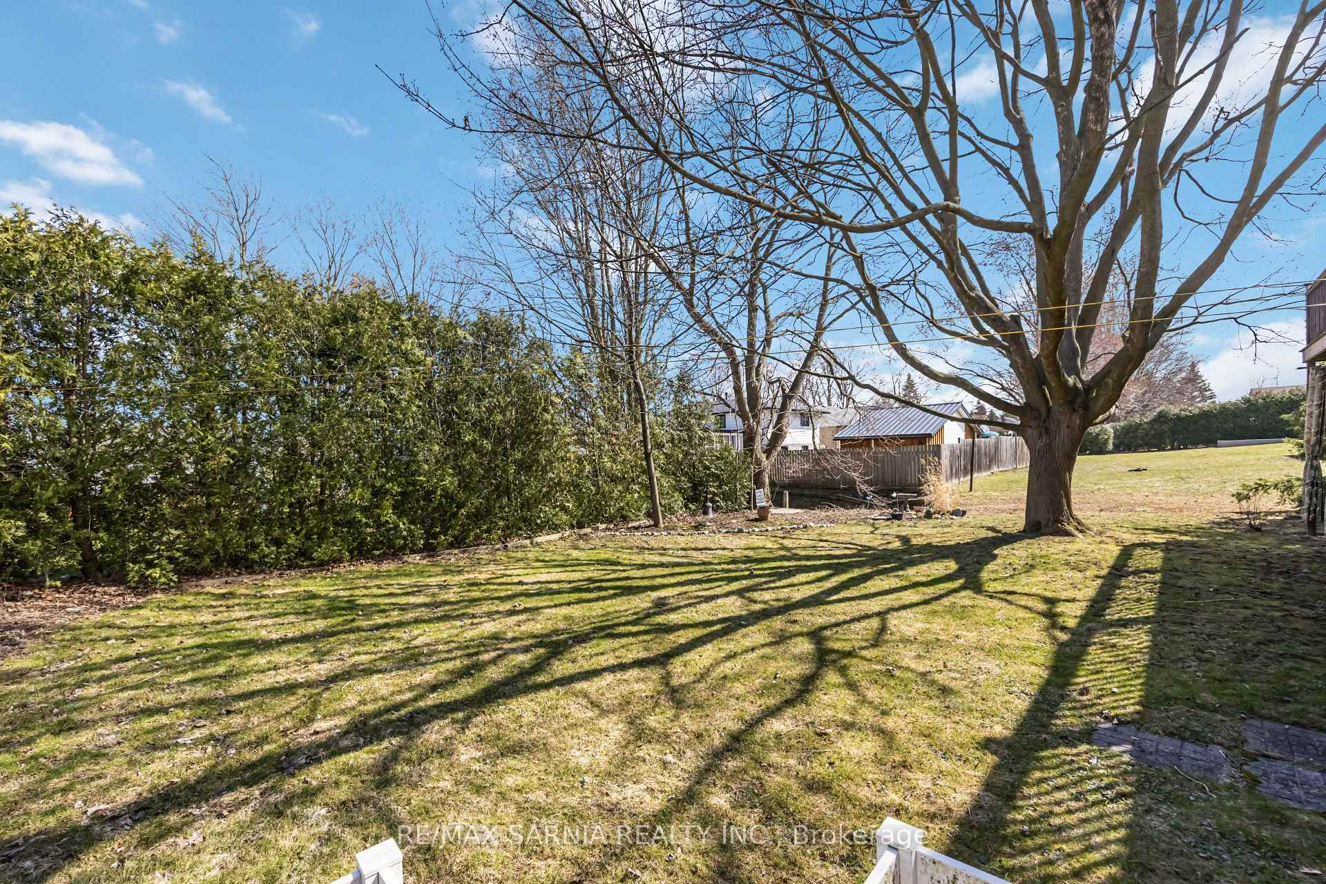 Photo 38 of 47 Sunset Avenue, Warwick, Watford — HOMEH