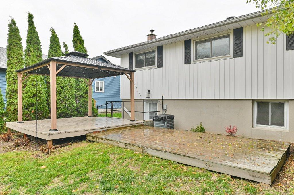 Photo 39 of 121 Palmer Road, Belleville, Belleville Ward — HOMEH
