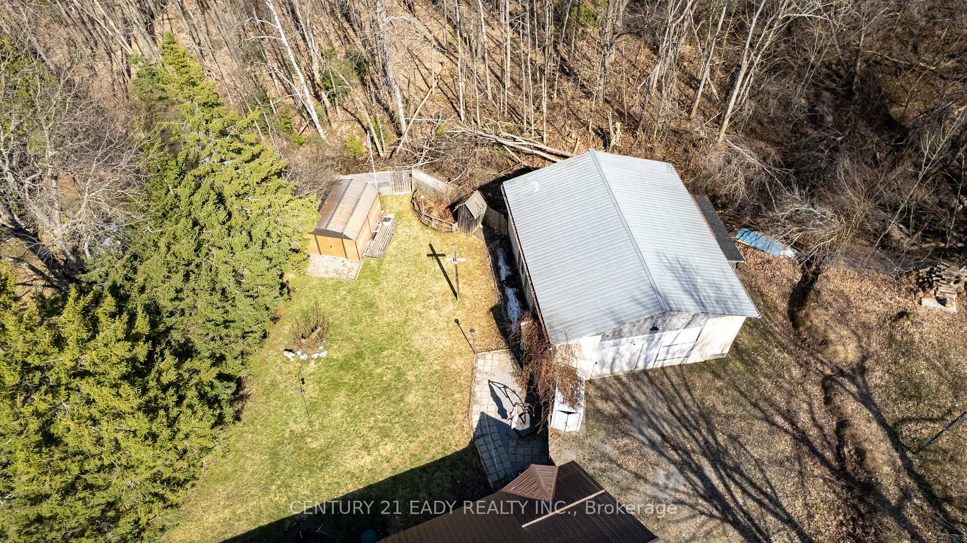 Photo 3 of 63 Sebastopol Drive, Bonnechere Valley, Eganville/Bonnechere Twp — HOMEH