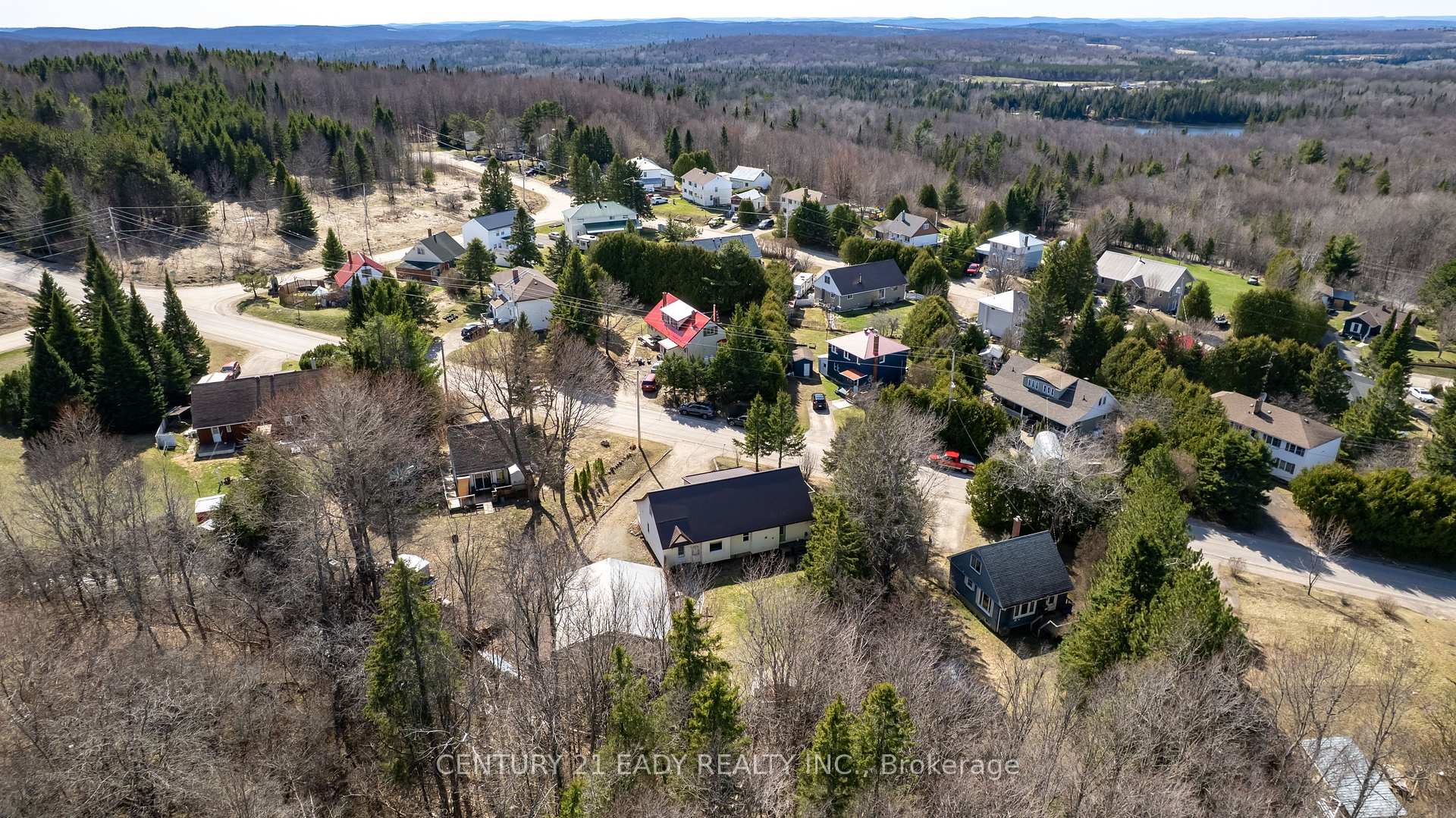 Photo 46 of 63 Sebastopol Drive, Bonnechere Valley, Eganville/Bonnechere Twp — HOMEH