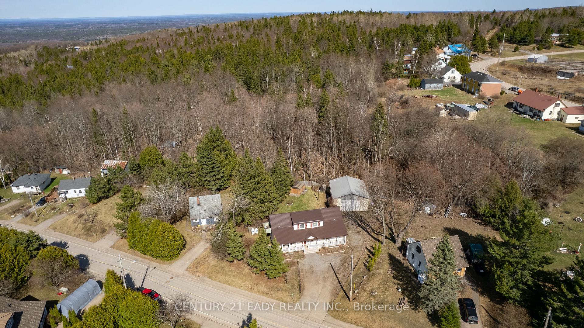 Photo 45 of 63 Sebastopol Drive, Bonnechere Valley, Eganville/Bonnechere Twp — HOMEH