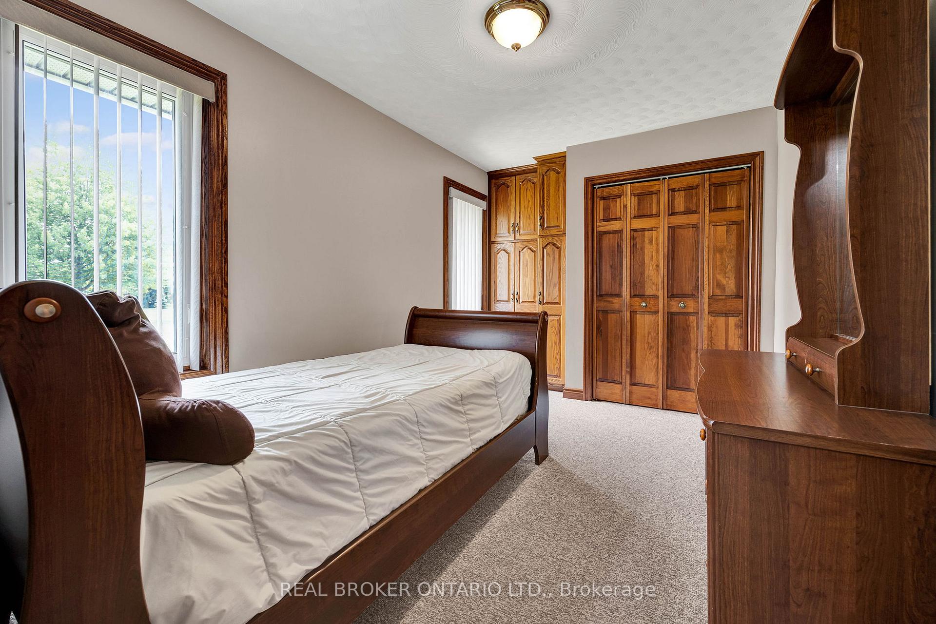 Photo 20 of 1 Shantz Place, Wellesley — HOMEH