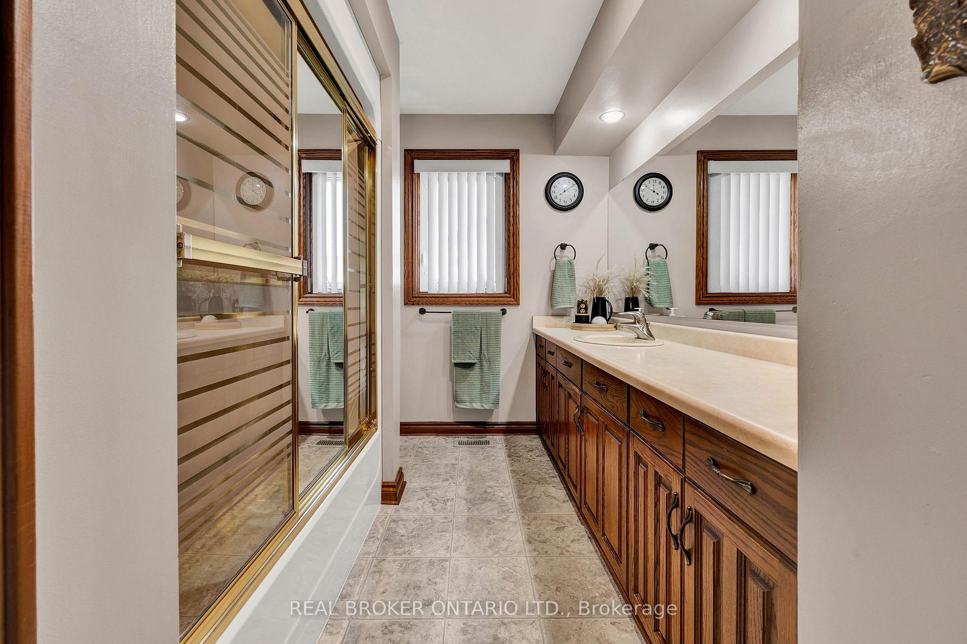 Photo 22 of 1 Shantz Place, Wellesley — HOMEH