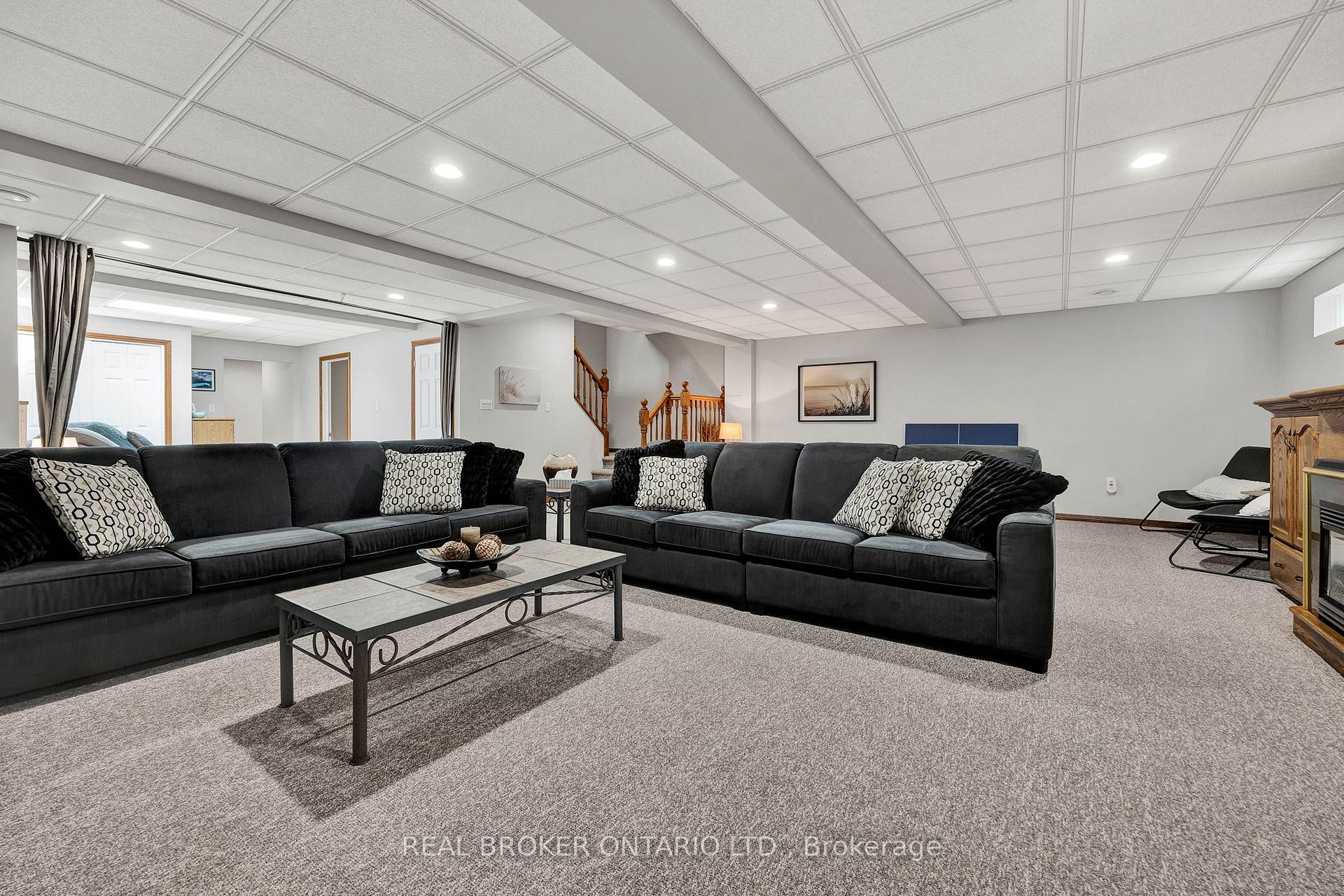 Photo 28 of 1 Shantz Place, Wellesley — HOMEH