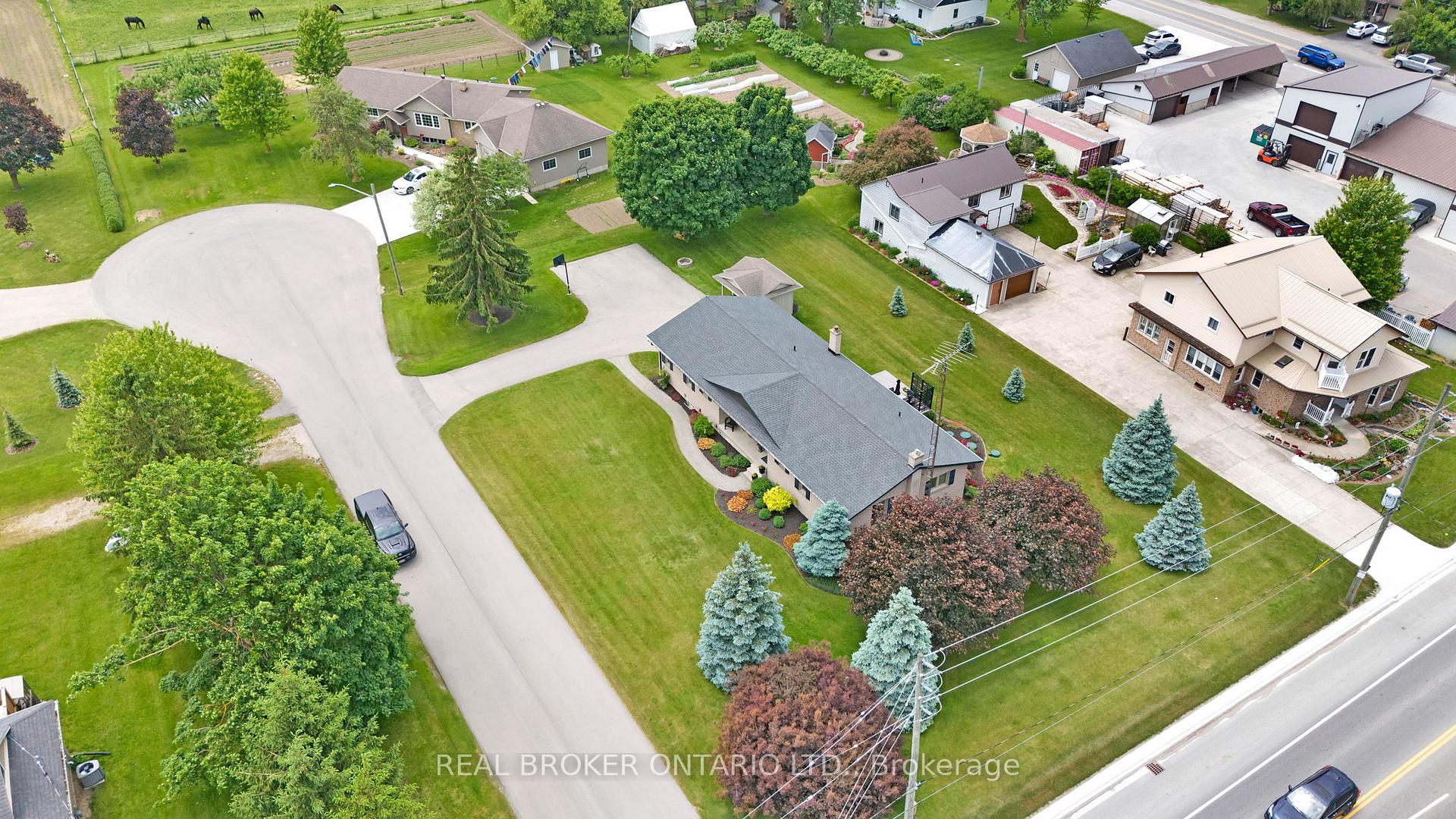 Photo 34 of 1 Shantz Place, Wellesley — HOMEH
