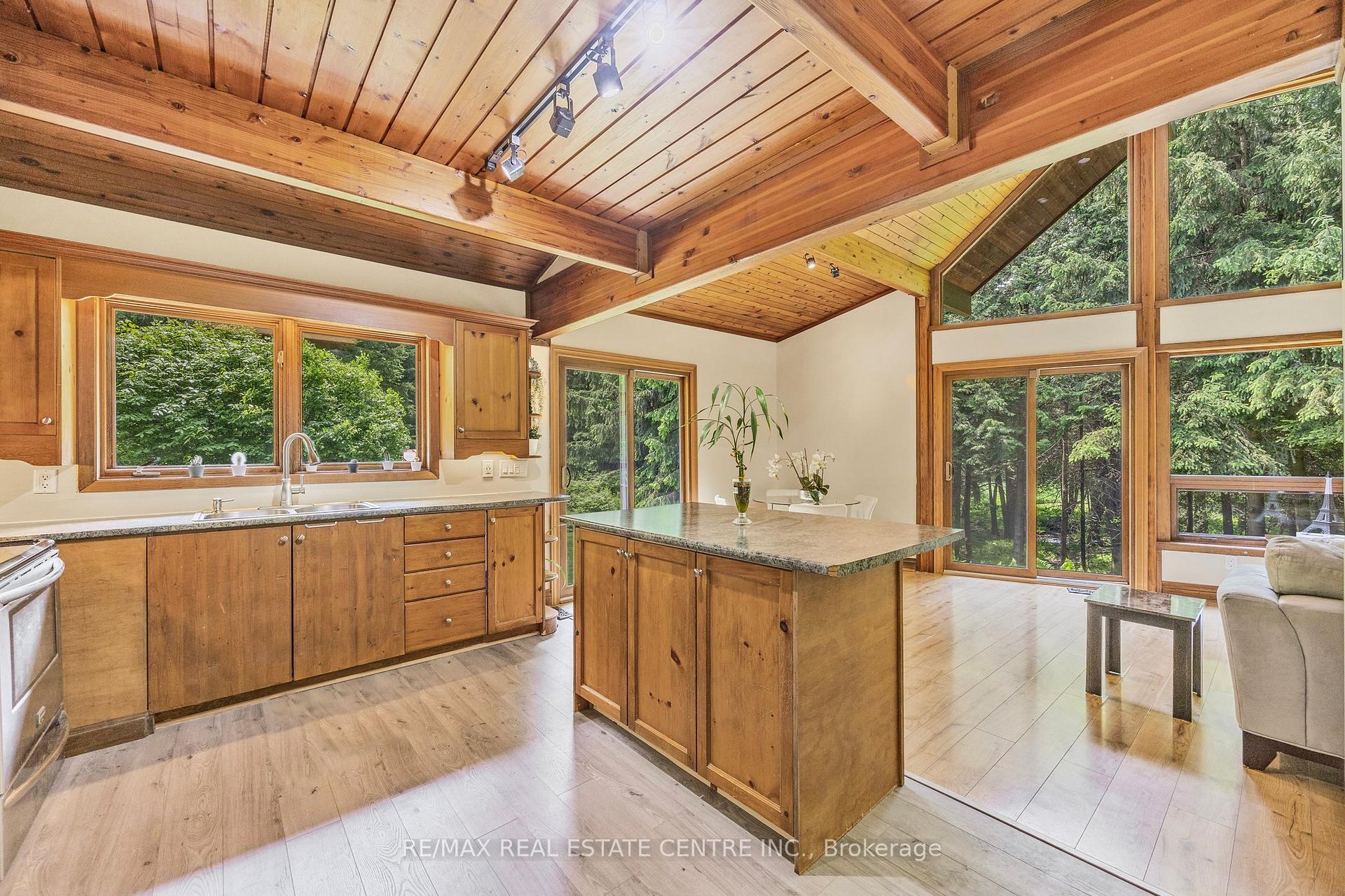 Photo 13 of 293432 Eighth Line, Amaranth, Rural Amaranth — HOMEH