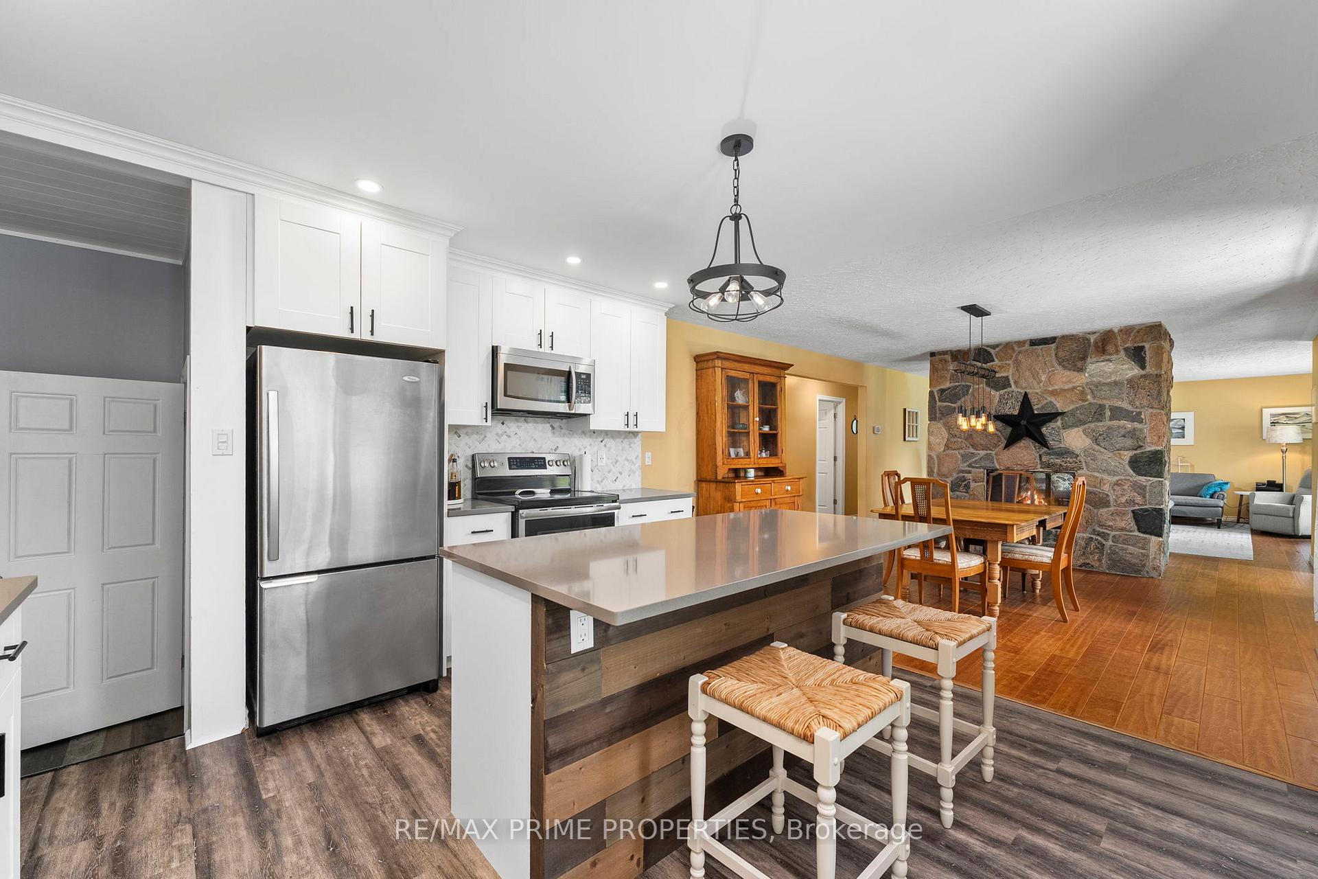 Photo 9 of 292 Zephyr Road, Uxbridge, Rural Uxbridge — HOMEH