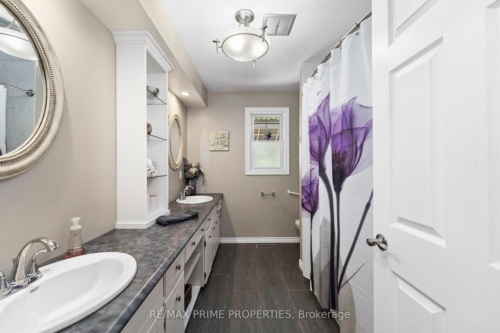 Photo 16 of 292 Zephyr Road, Uxbridge, Rural Uxbridge — HOMEH