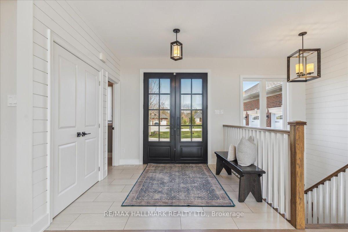 Photo 3 of 16 Goodwood Street, Uxbridge, Rural Uxbridge — HOMEH