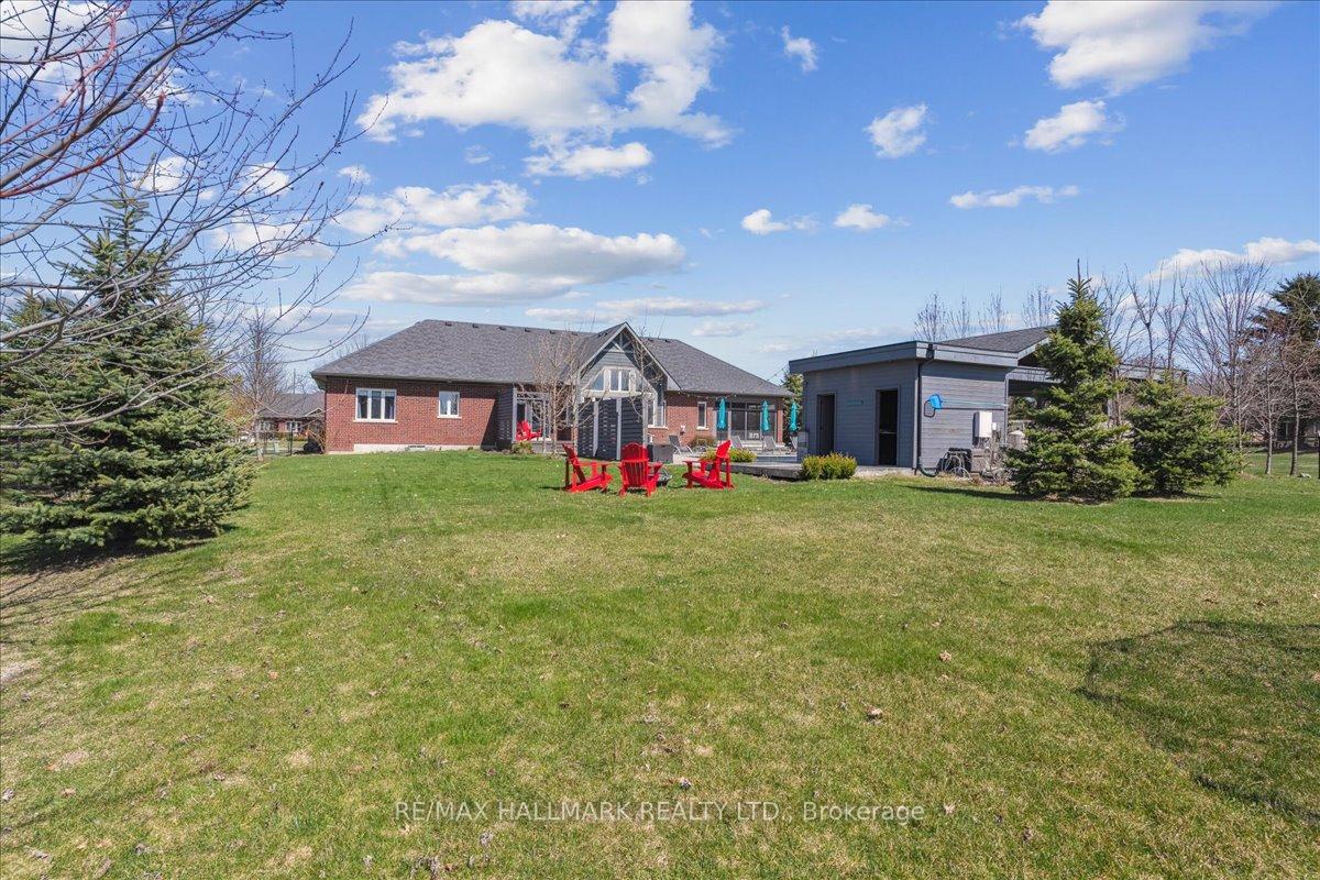 Photo 43 of 16 Goodwood Street, Uxbridge, Rural Uxbridge — HOMEH