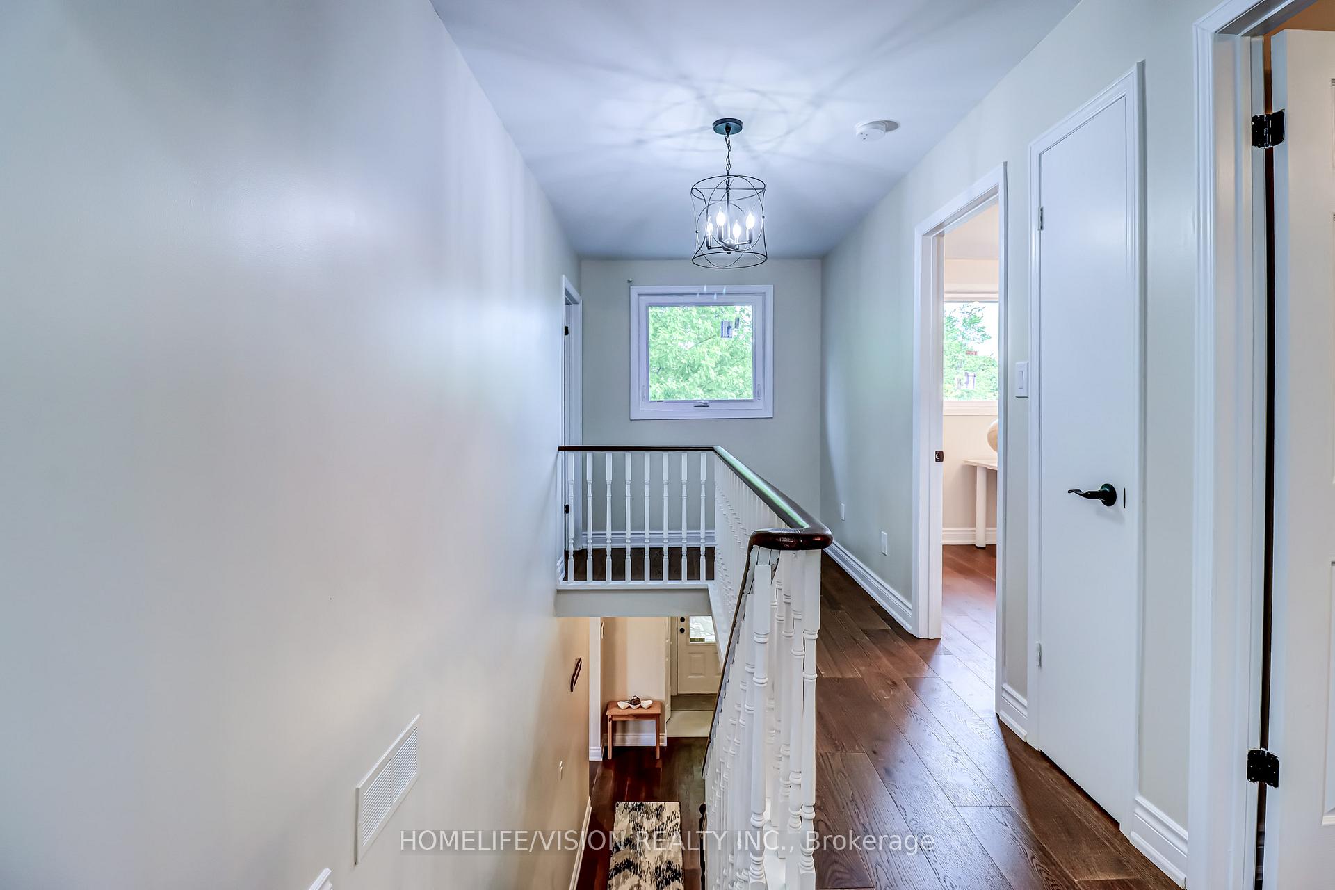 Photo 15 of 66 Munro Crescent, Uxbridge — HOMEH