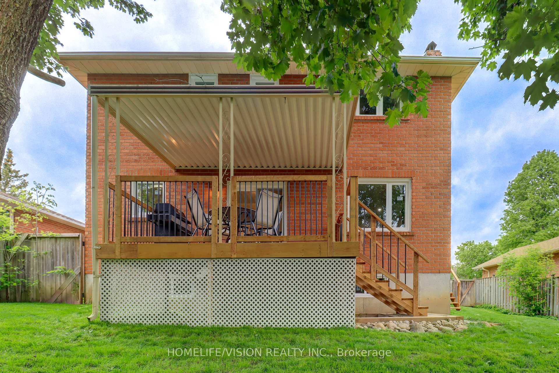 Photo 25 of 66 Munro Crescent, Uxbridge — HOMEH