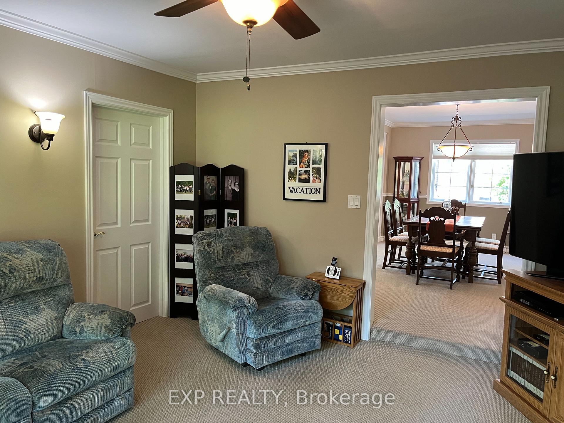 Photo 14 of 414 Simcoe St Street, Warwick, Watford — HOMEH