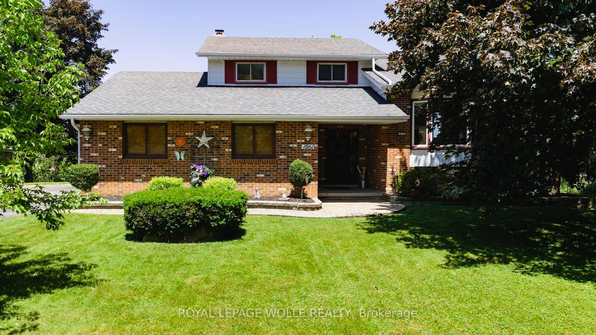 Photo 1 of 1061 Henry Street, Wellesley — HOMEH