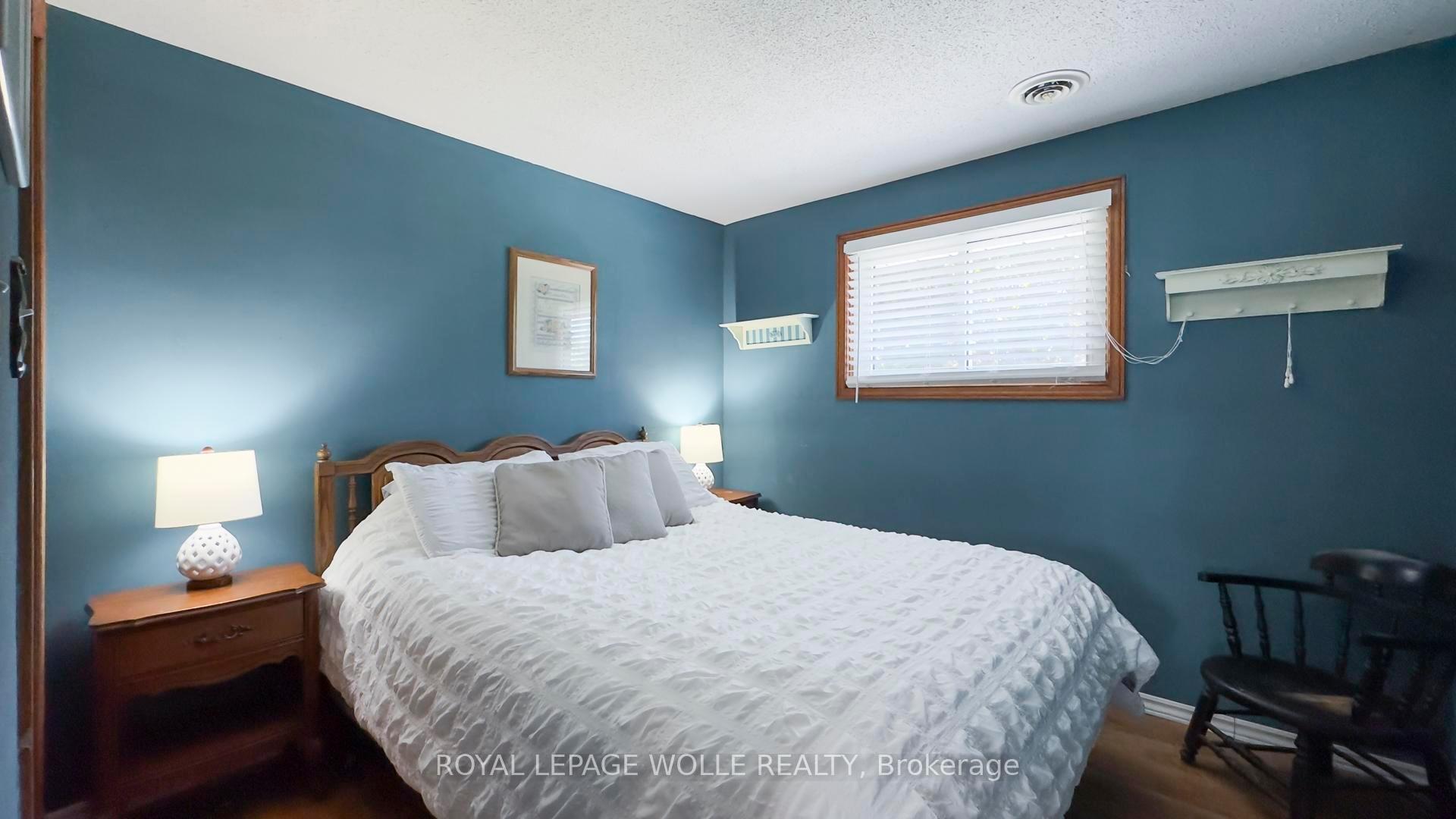 Photo 23 of 1061 Henry Street, Wellesley — HOMEH