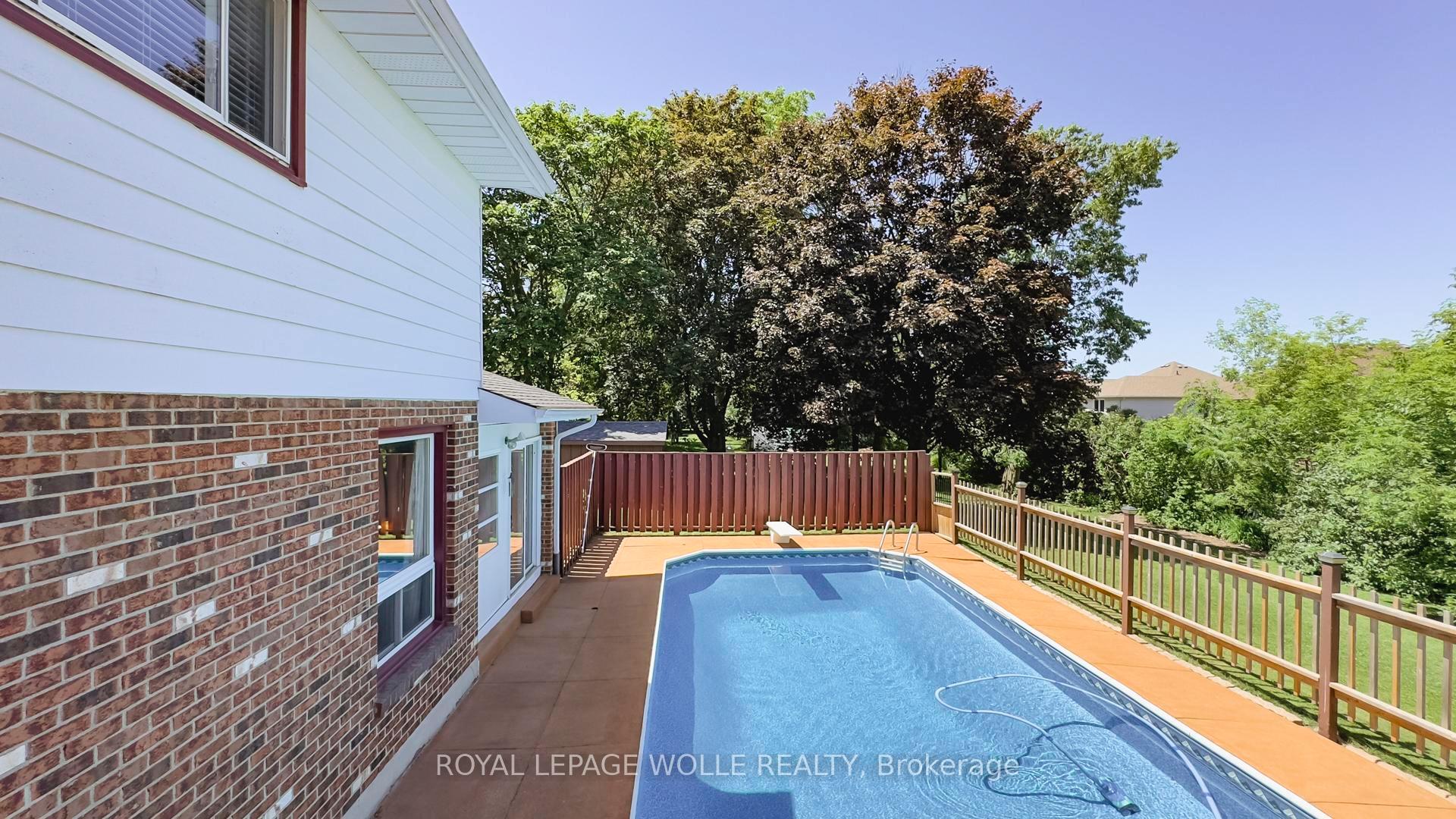 Photo 32 of 1061 Henry Street, Wellesley — HOMEH